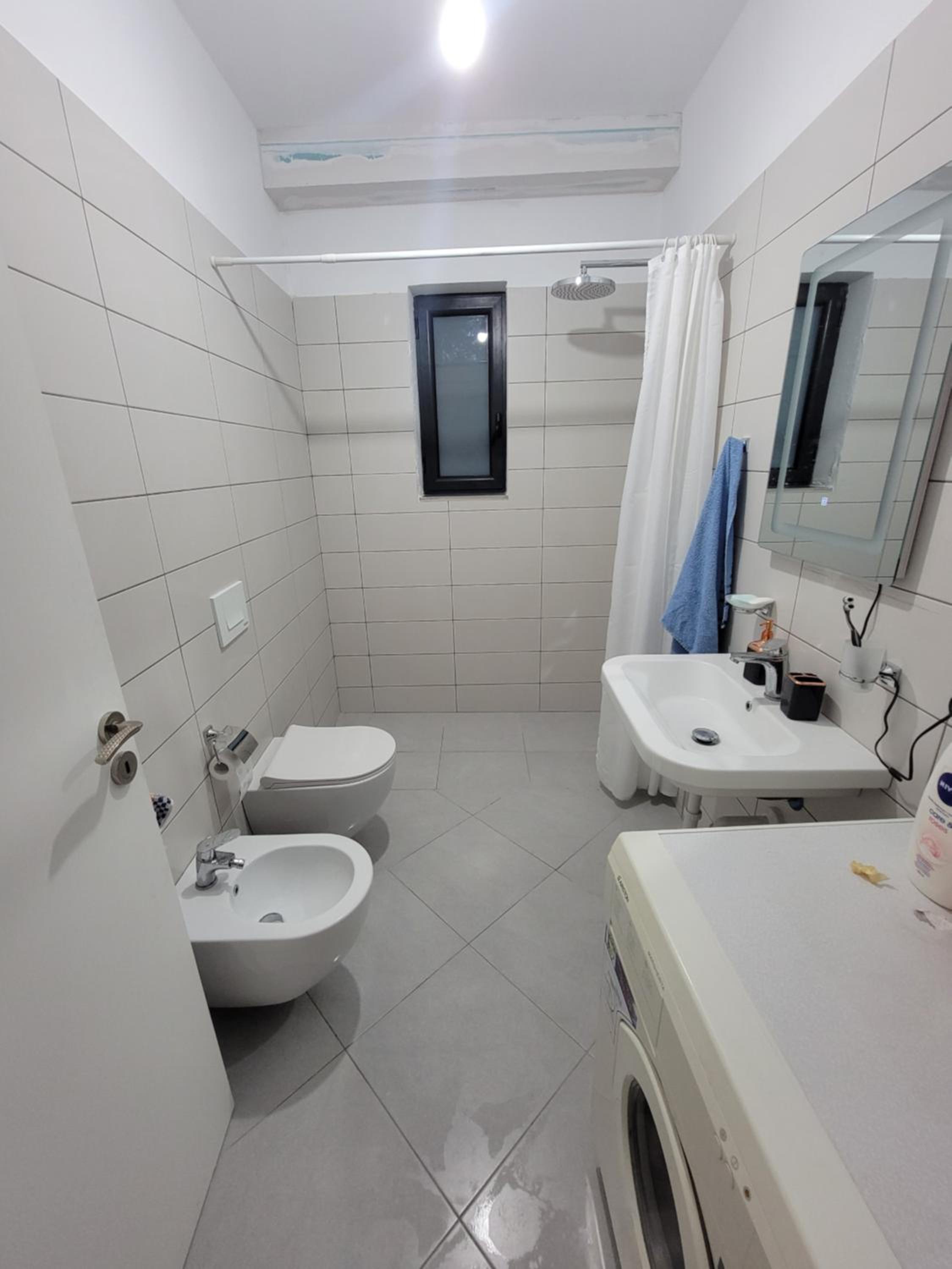 Henri's Apartments Vlore