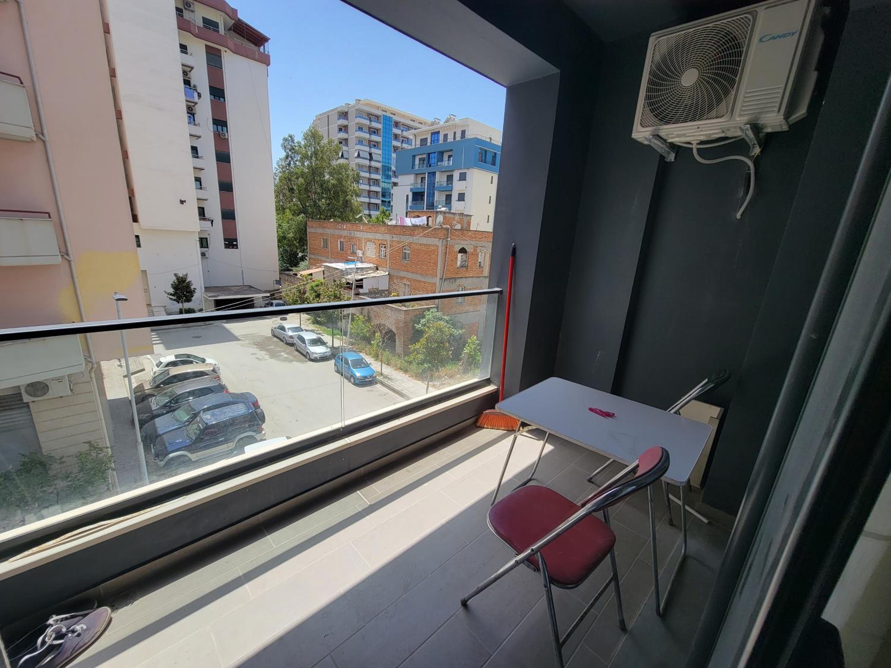 Henri's Apartments Vlore