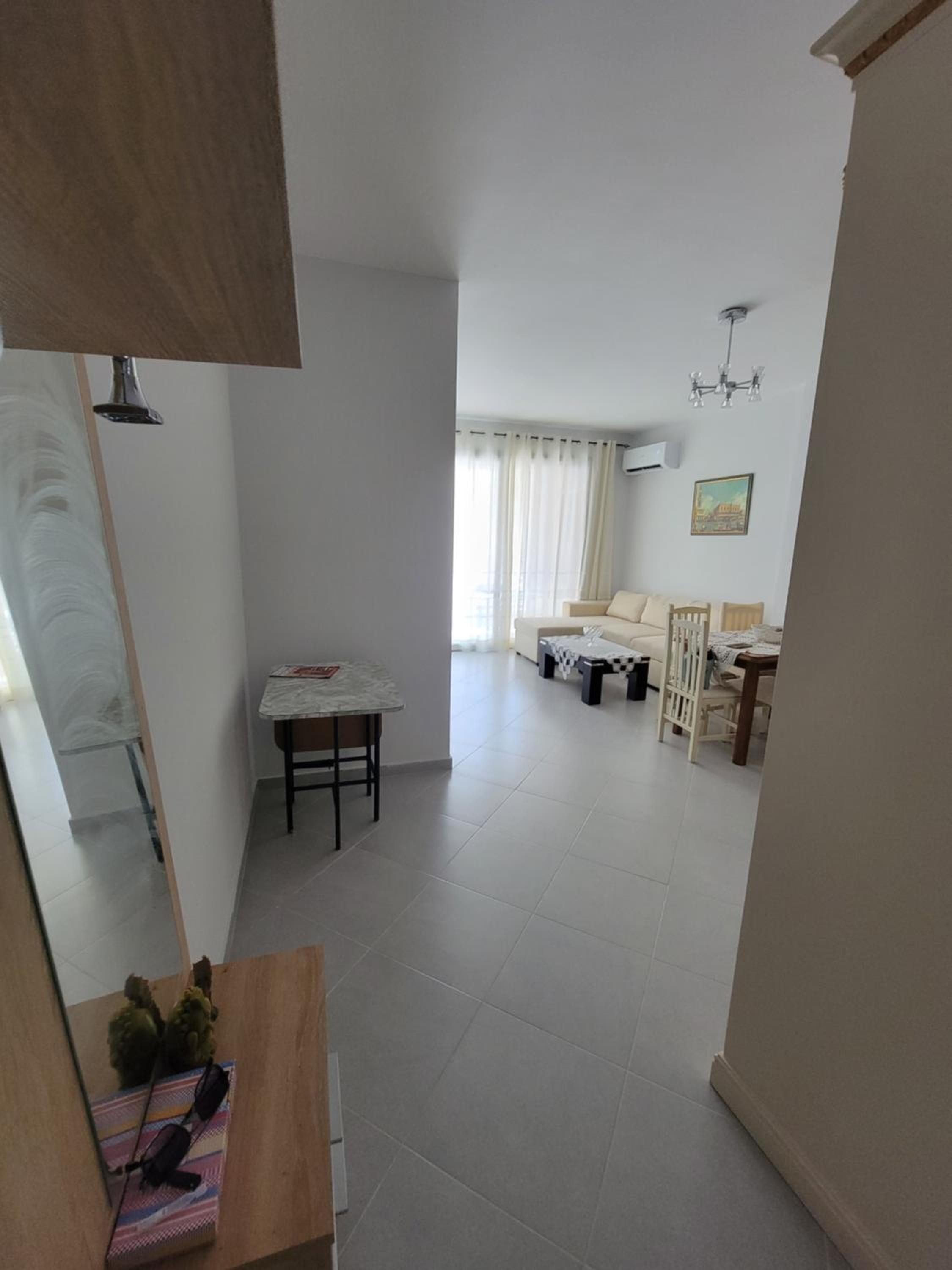 Henri's Apartments Vlore