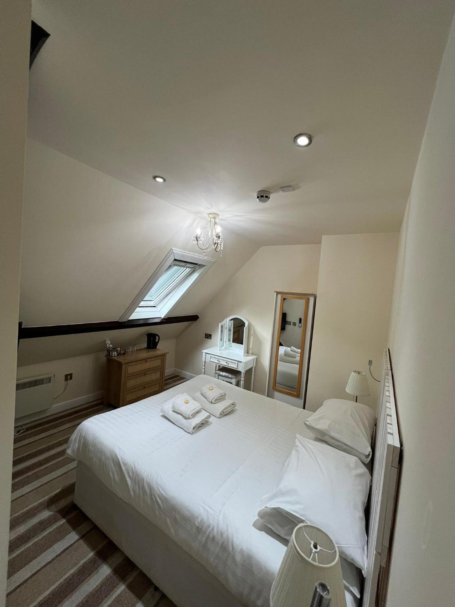 High Tor Hotel