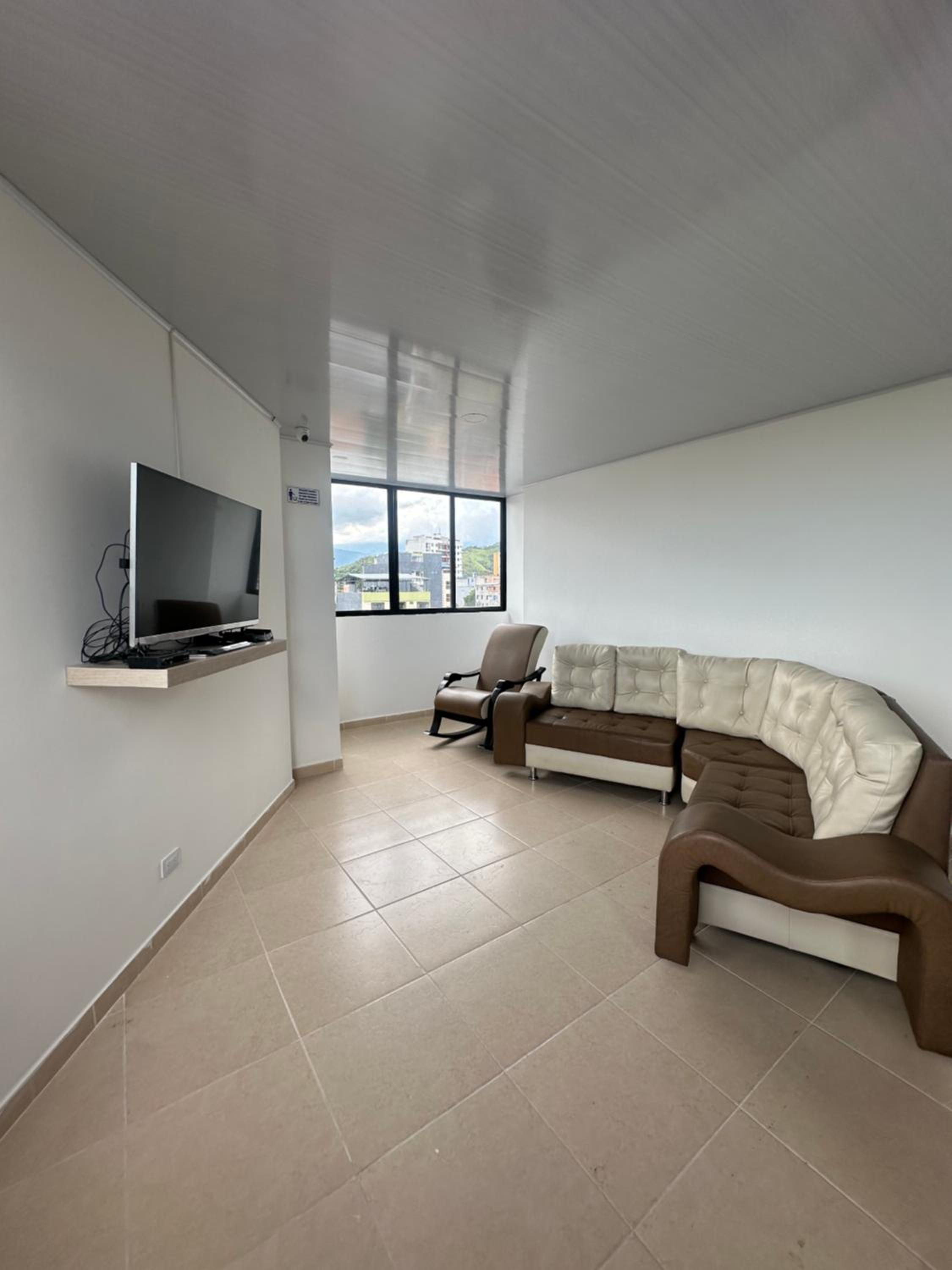 Edificio quinto nivel - Habitaciones privadas