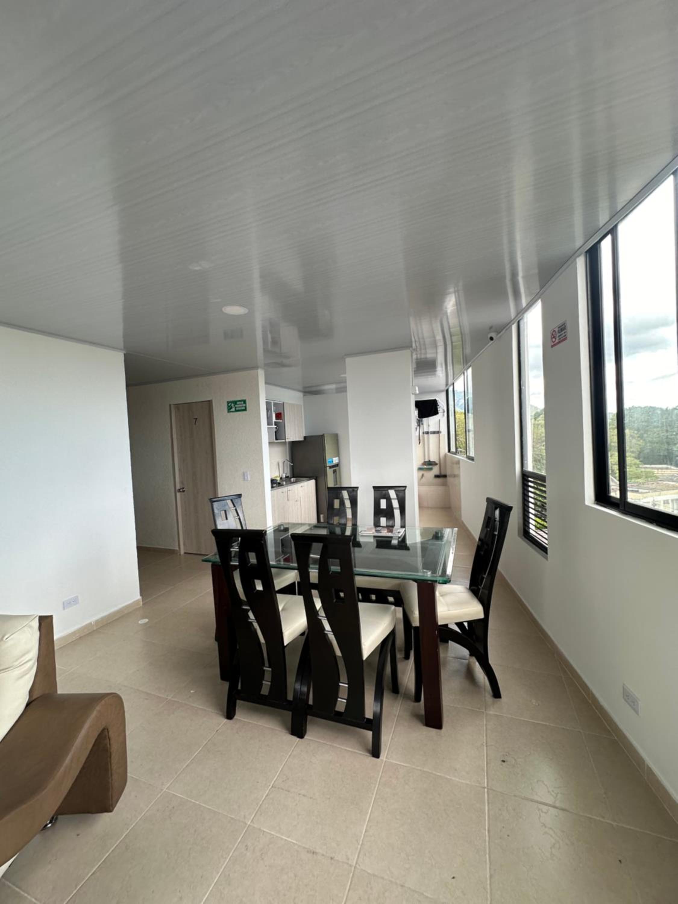 Edificio quinto nivel - Habitaciones privadas