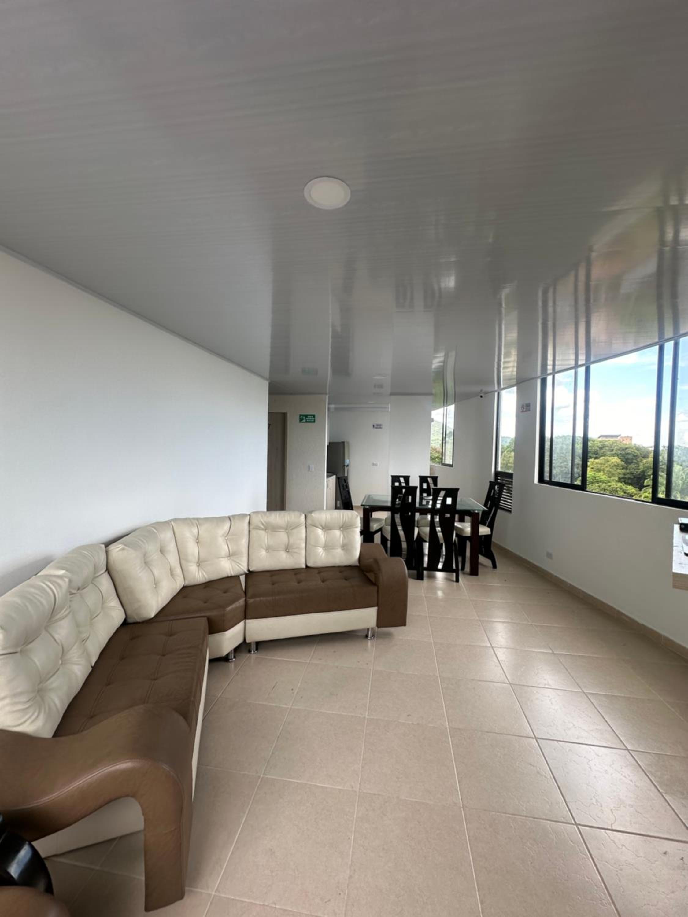 Edificio quinto nivel - Habitaciones privadas