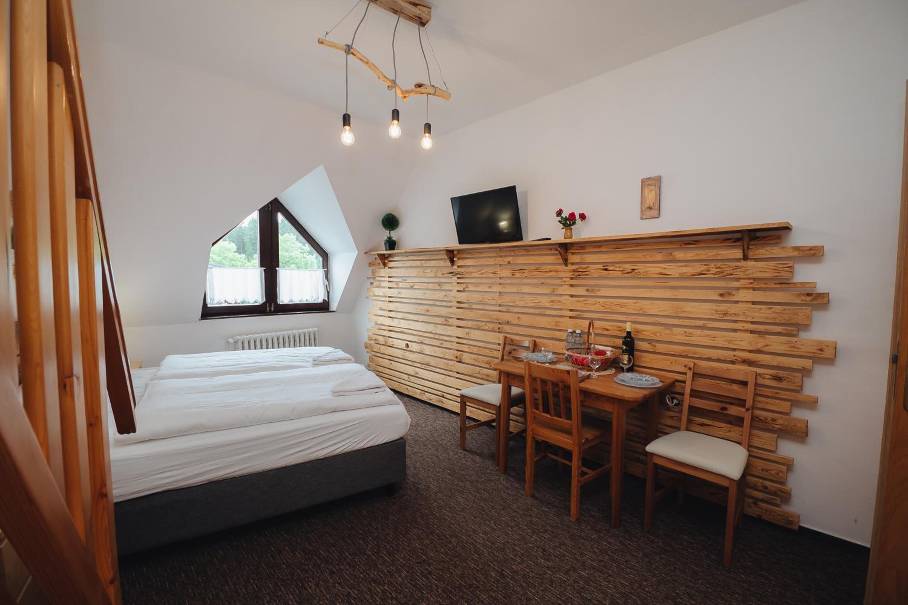 Pension Mona