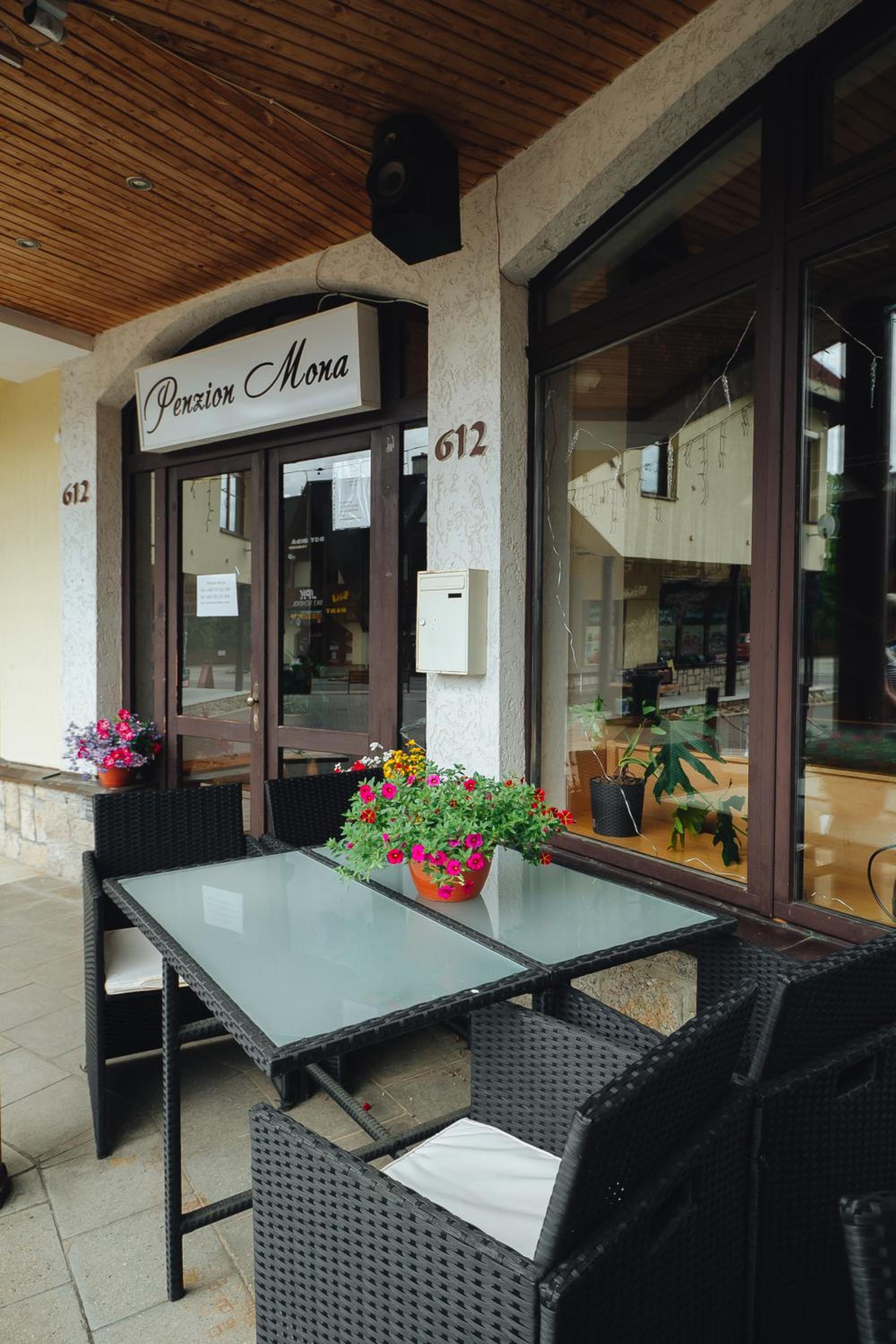Pension Mona