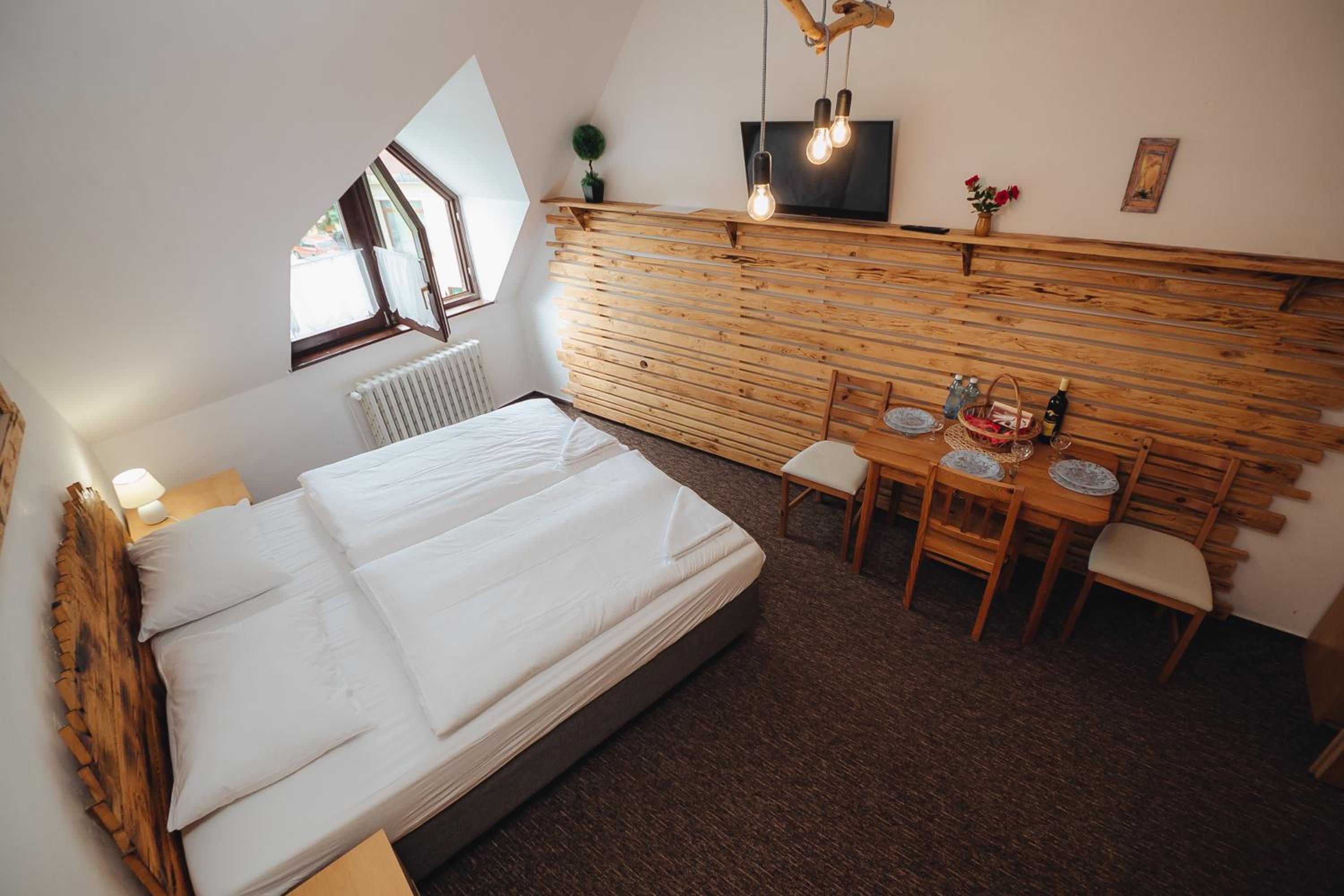 Pension Mona