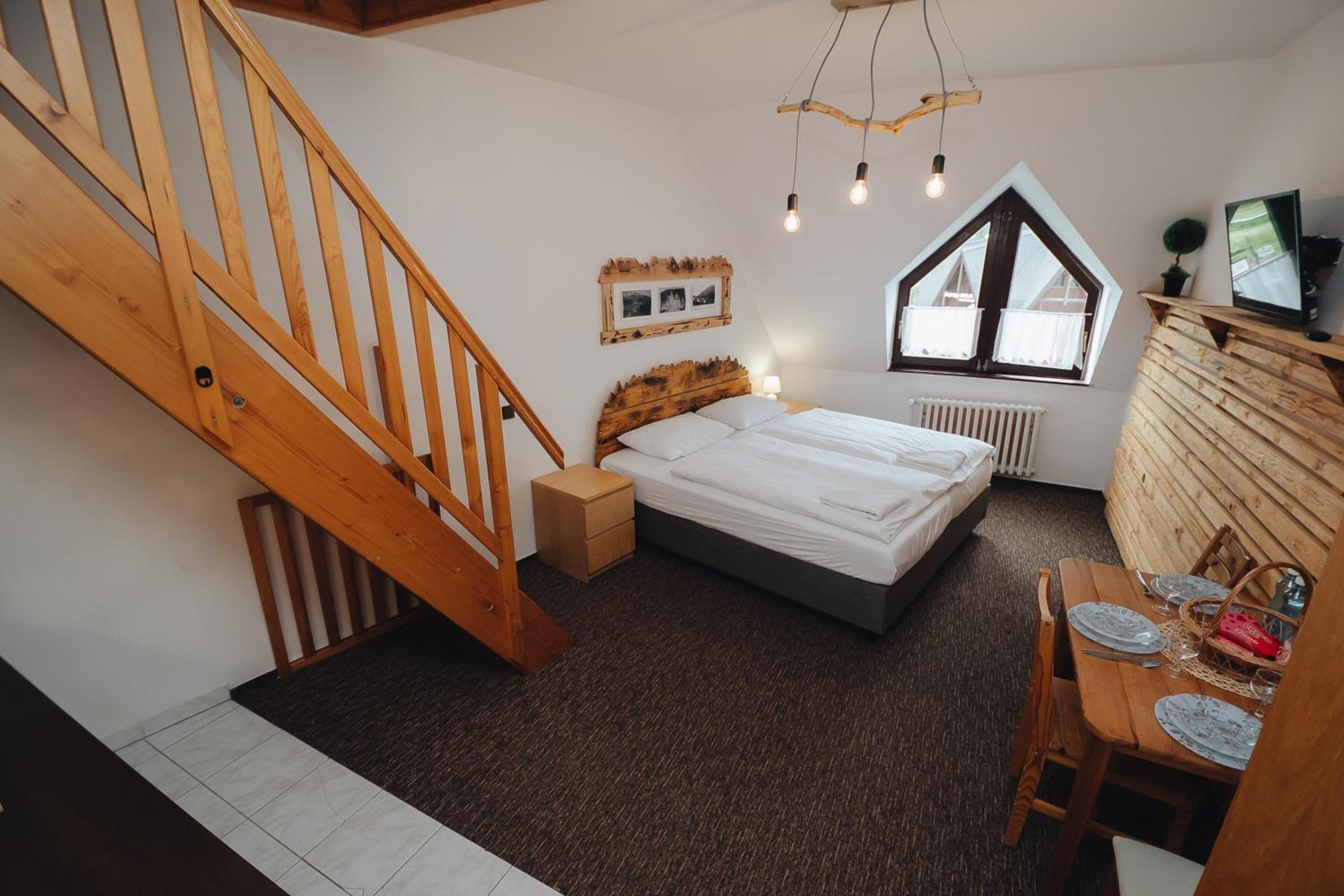 Pension Mona