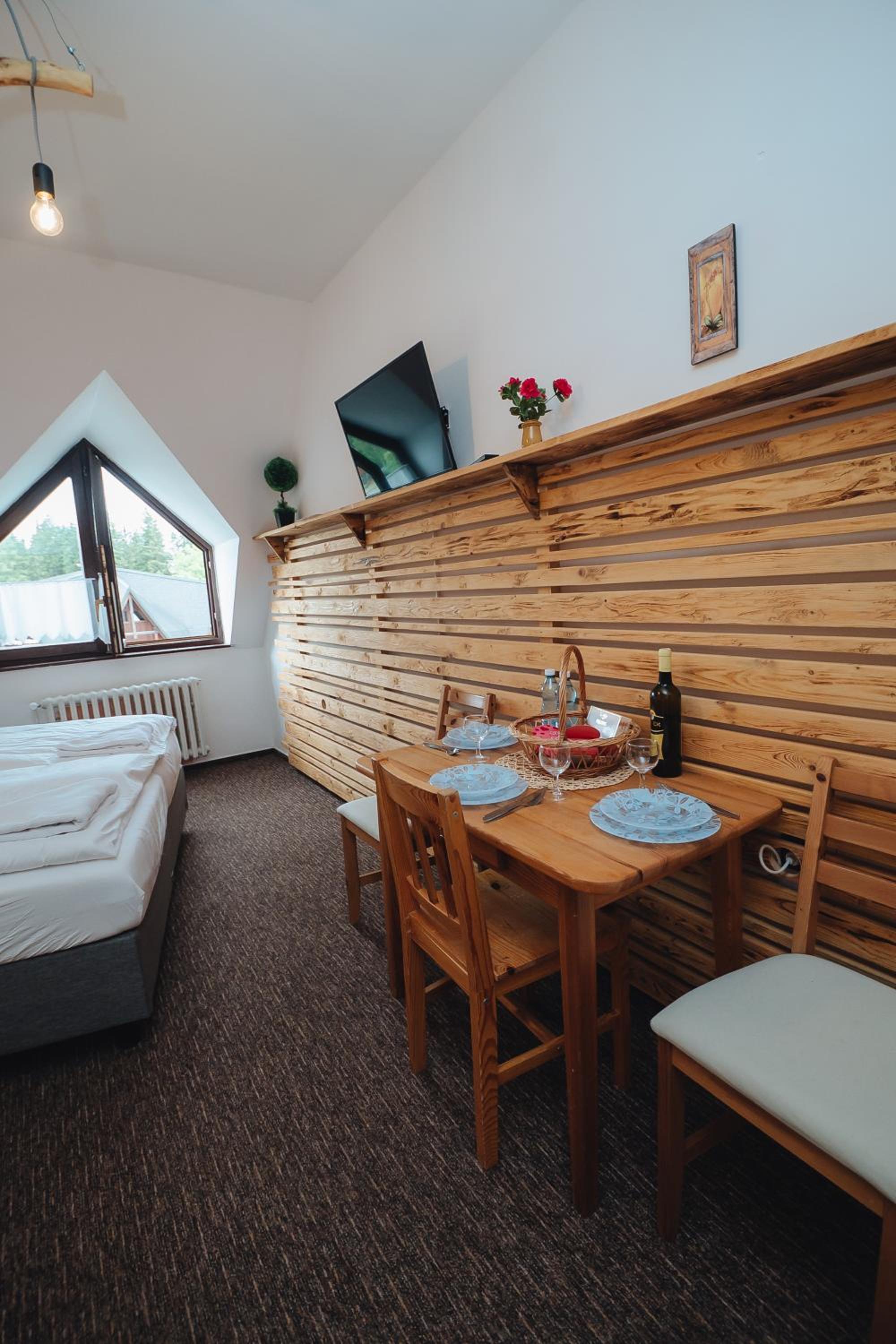 Pension Mona