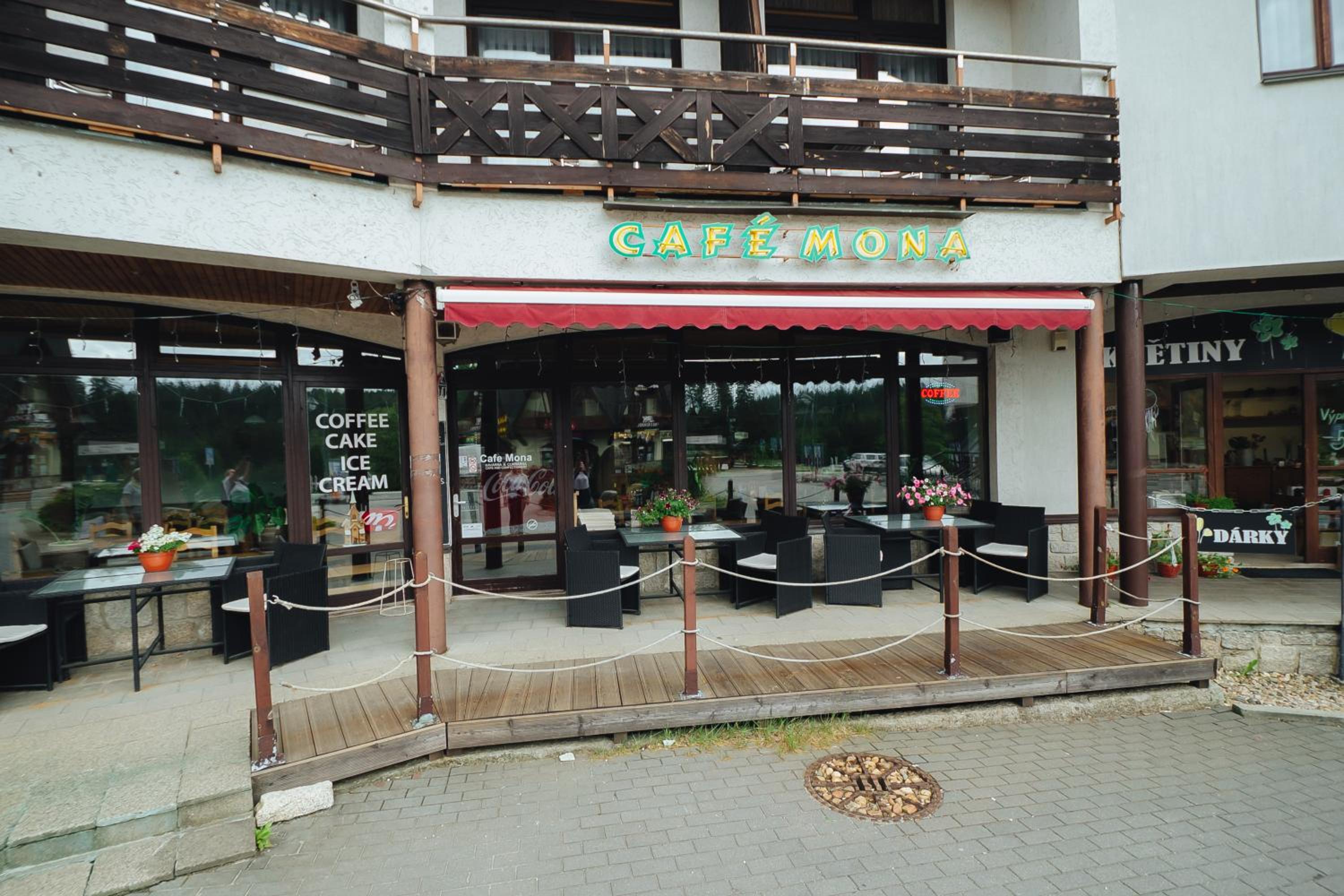 Pension Mona