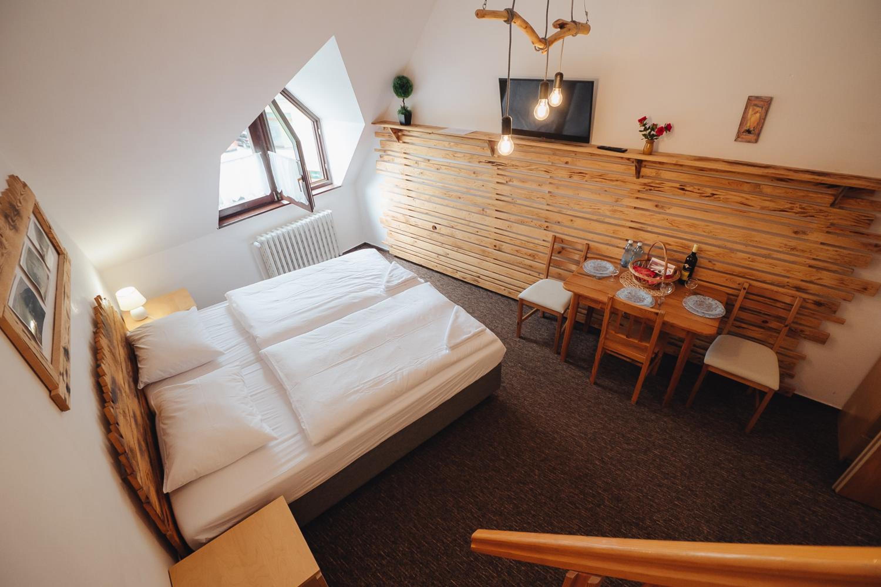 Pension Mona