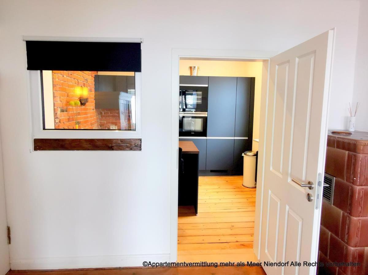 Ferienhaus Urban Fewo Beletage 2 bis 6 Personen mit Panorama Meerblick WLAN gegenüber vom Strand