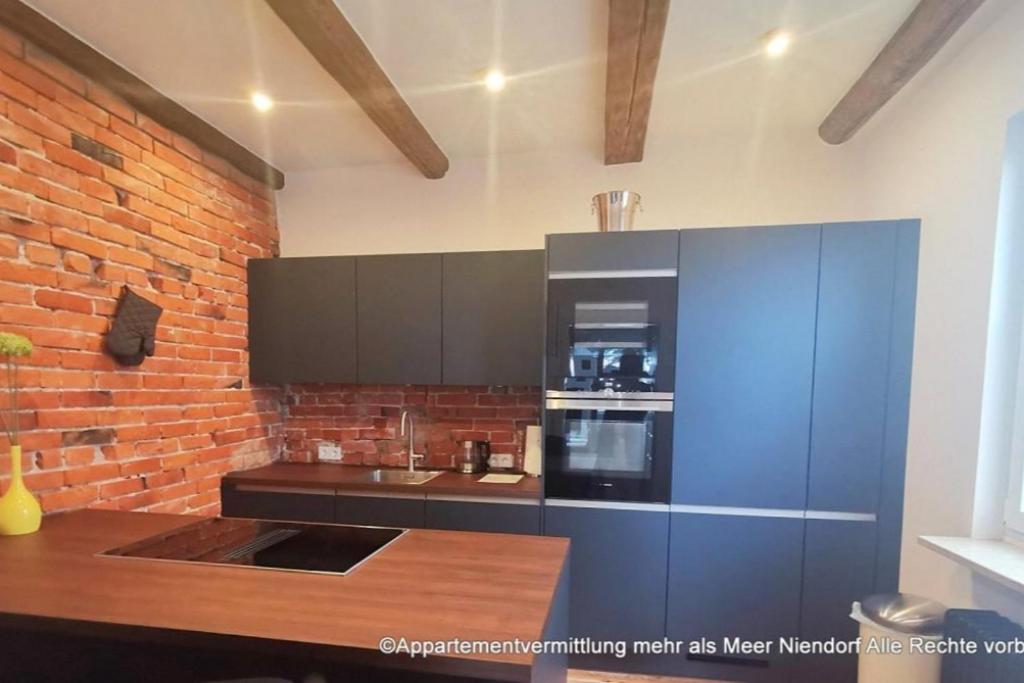 Ferienhaus Urban Fewo Beletage 2 bis 6 Personen mit Panorama Meerblick WLAN gegenüber vom Strand