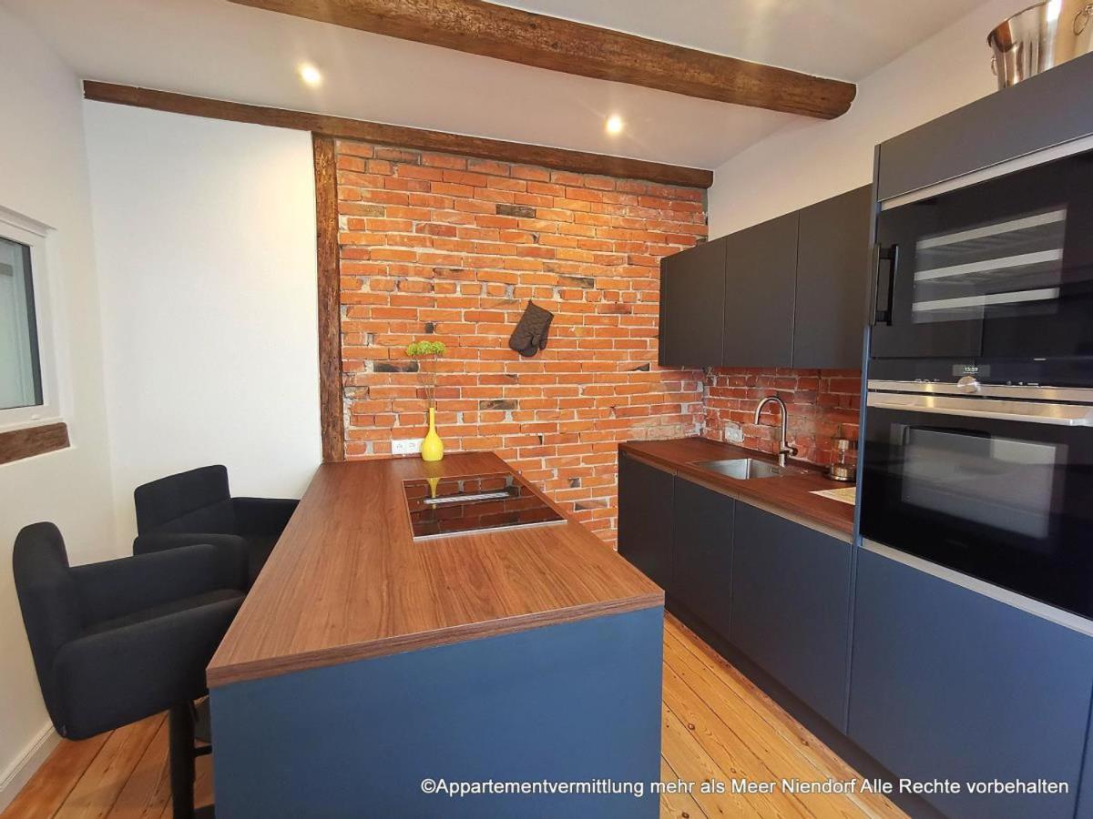 Ferienhaus Urban Fewo Beletage 2 bis 6 Personen mit Panorama Meerblick WLAN gegenüber vom Strand