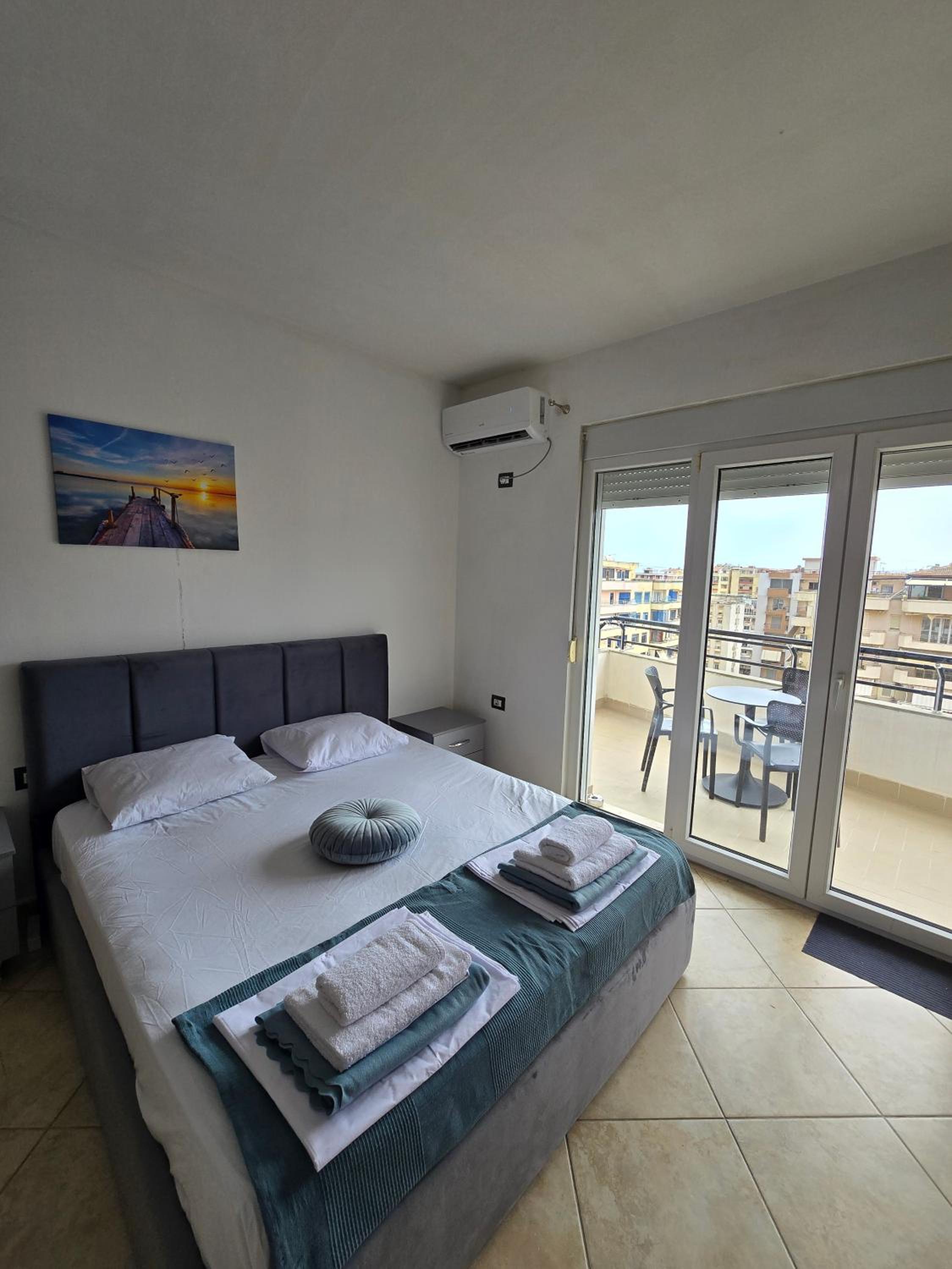 VLORA Apartment Studio Sea View