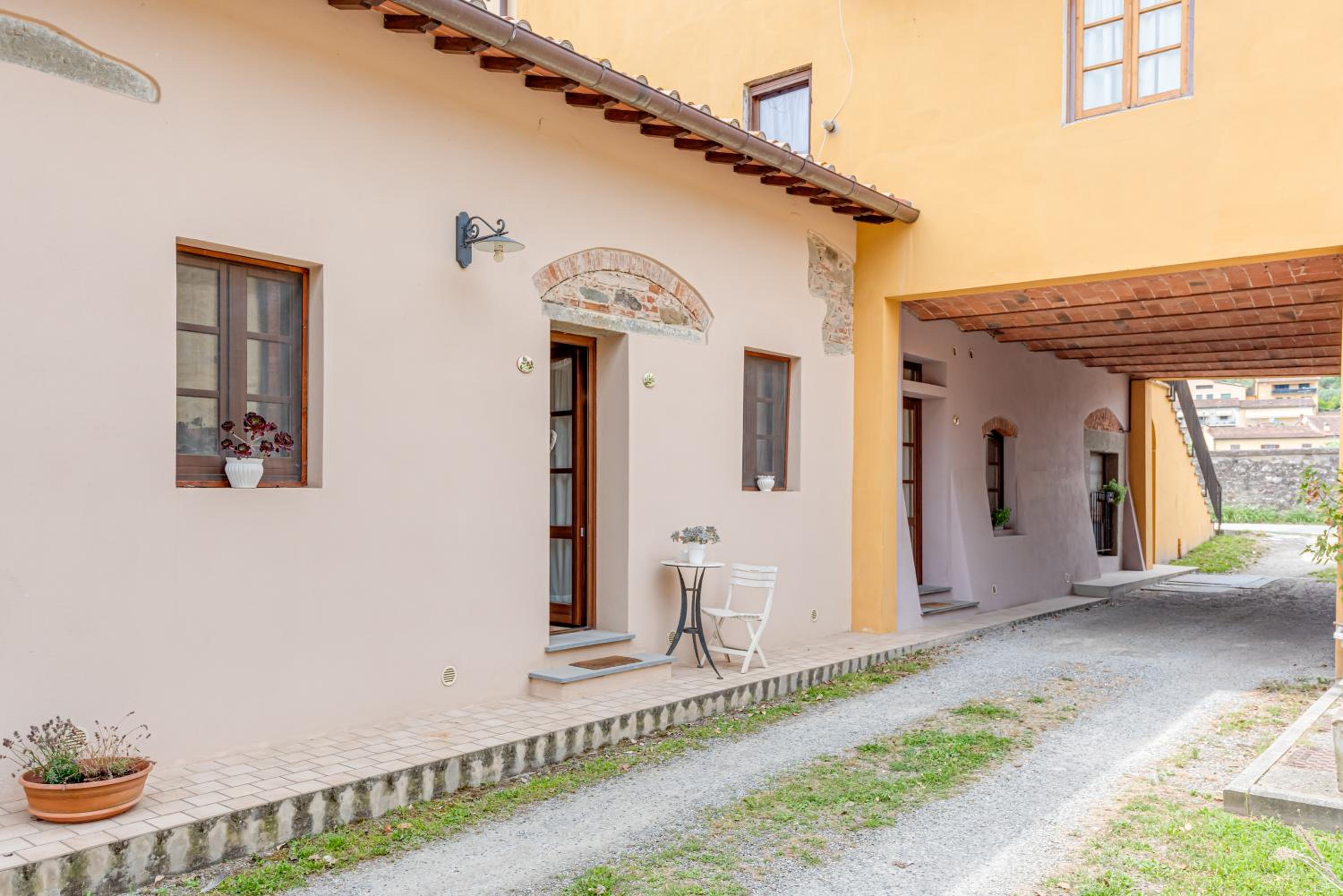 La Bellaia con giardino a Empoli
