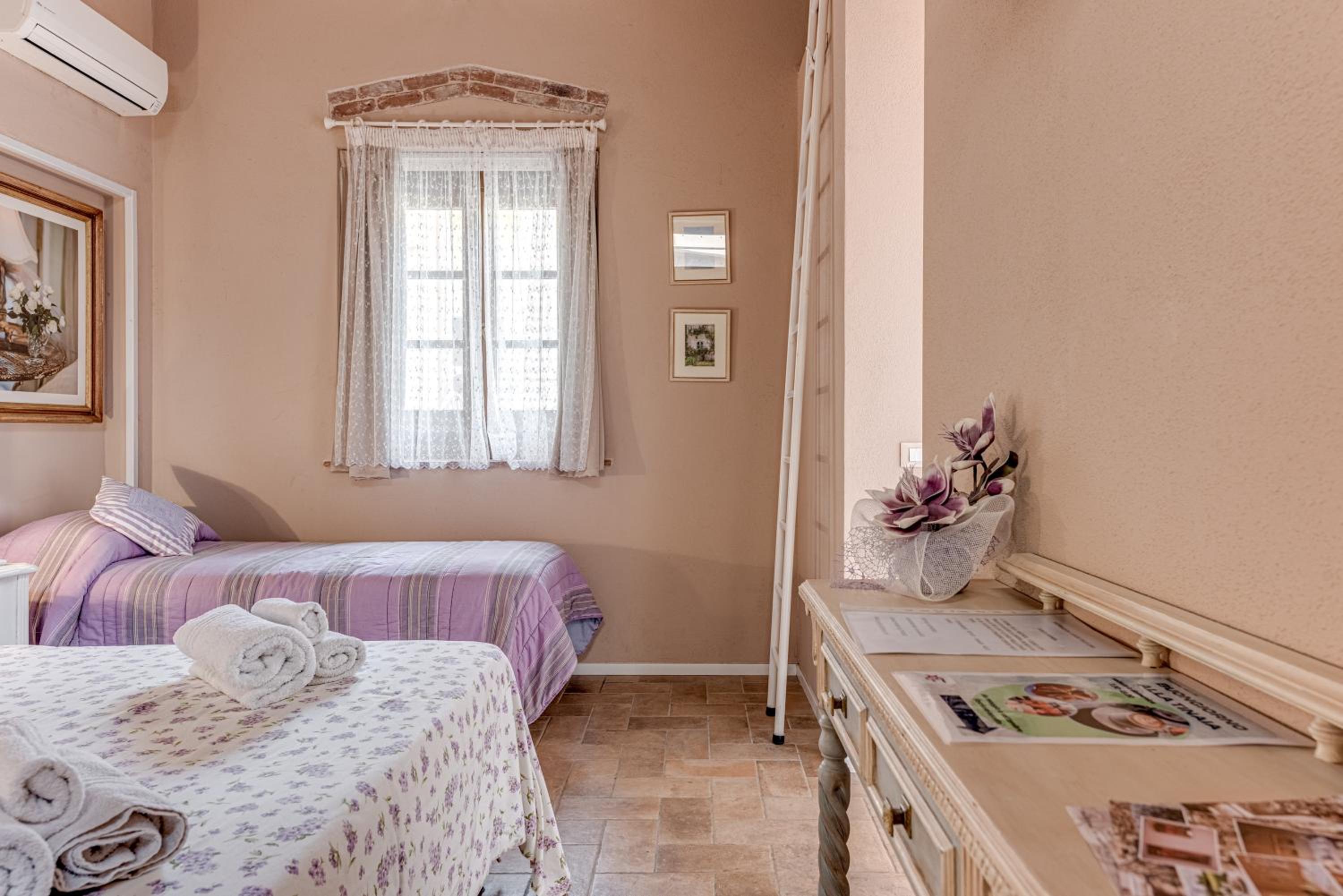 La Bellaia con giardino a Empoli
