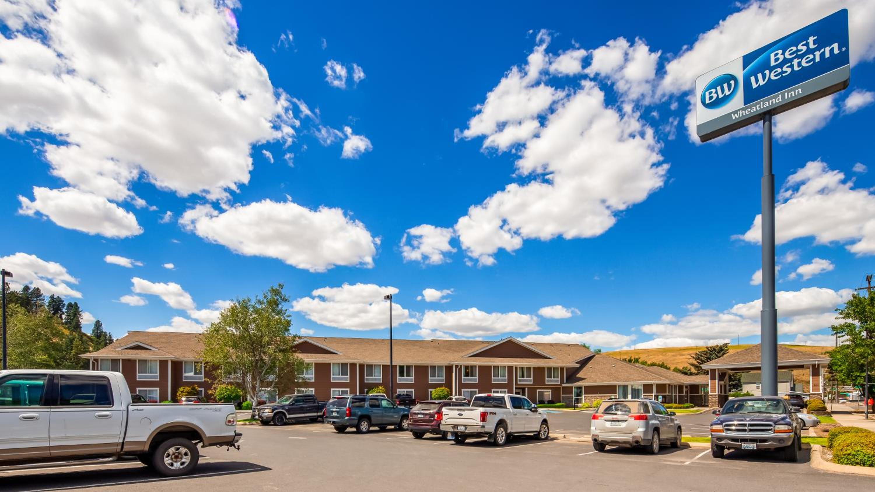 Best Western Wheatland Inn
