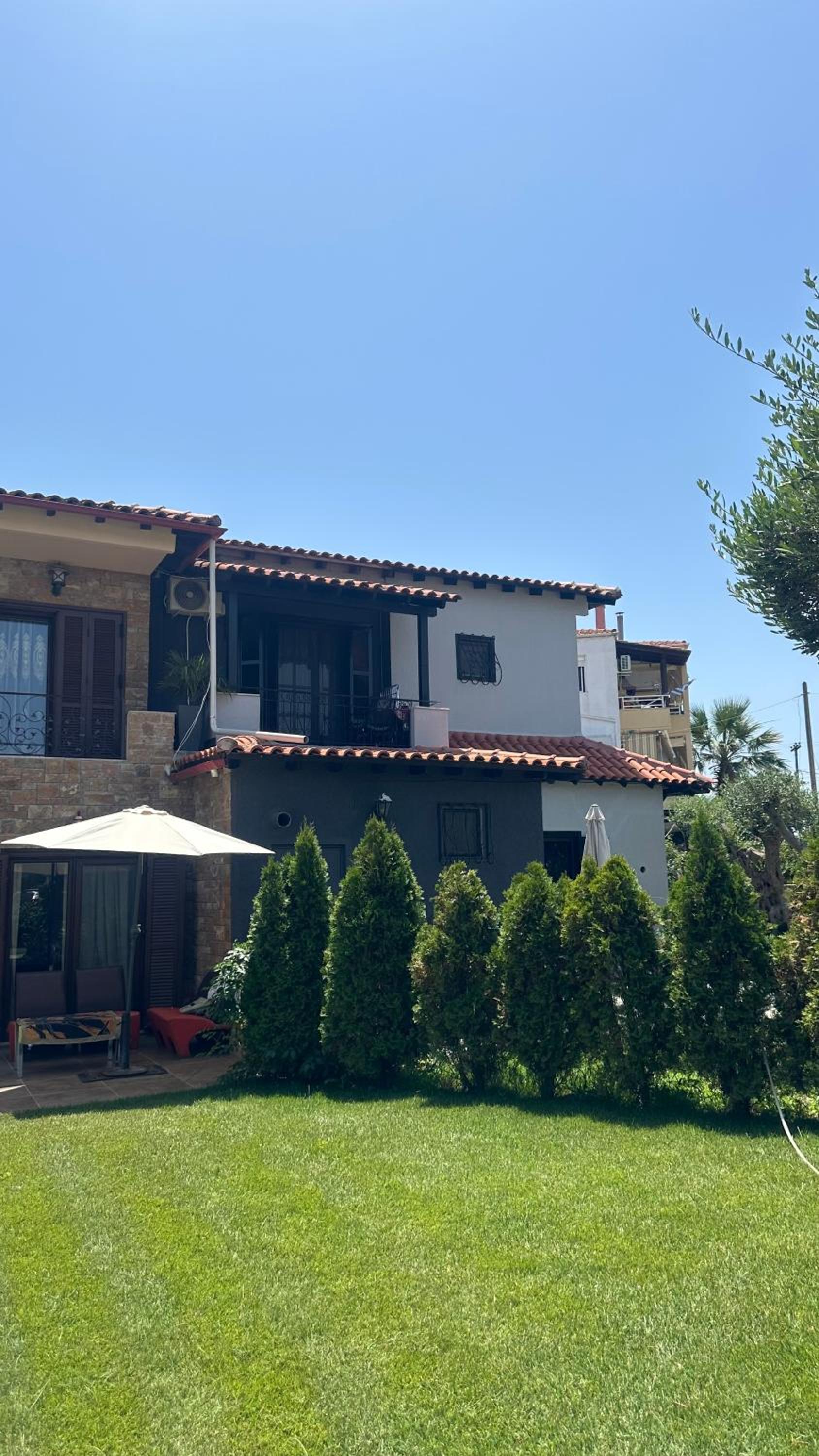 Studio Greek Mansion