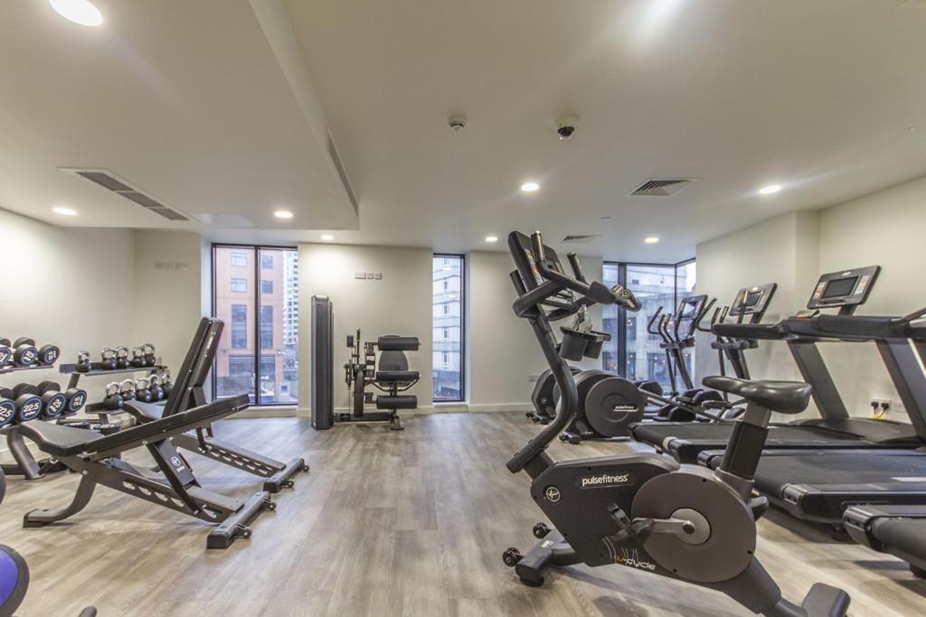 2 Double Bed 2 Bath With GYM In Heart Of Birmingham view 2