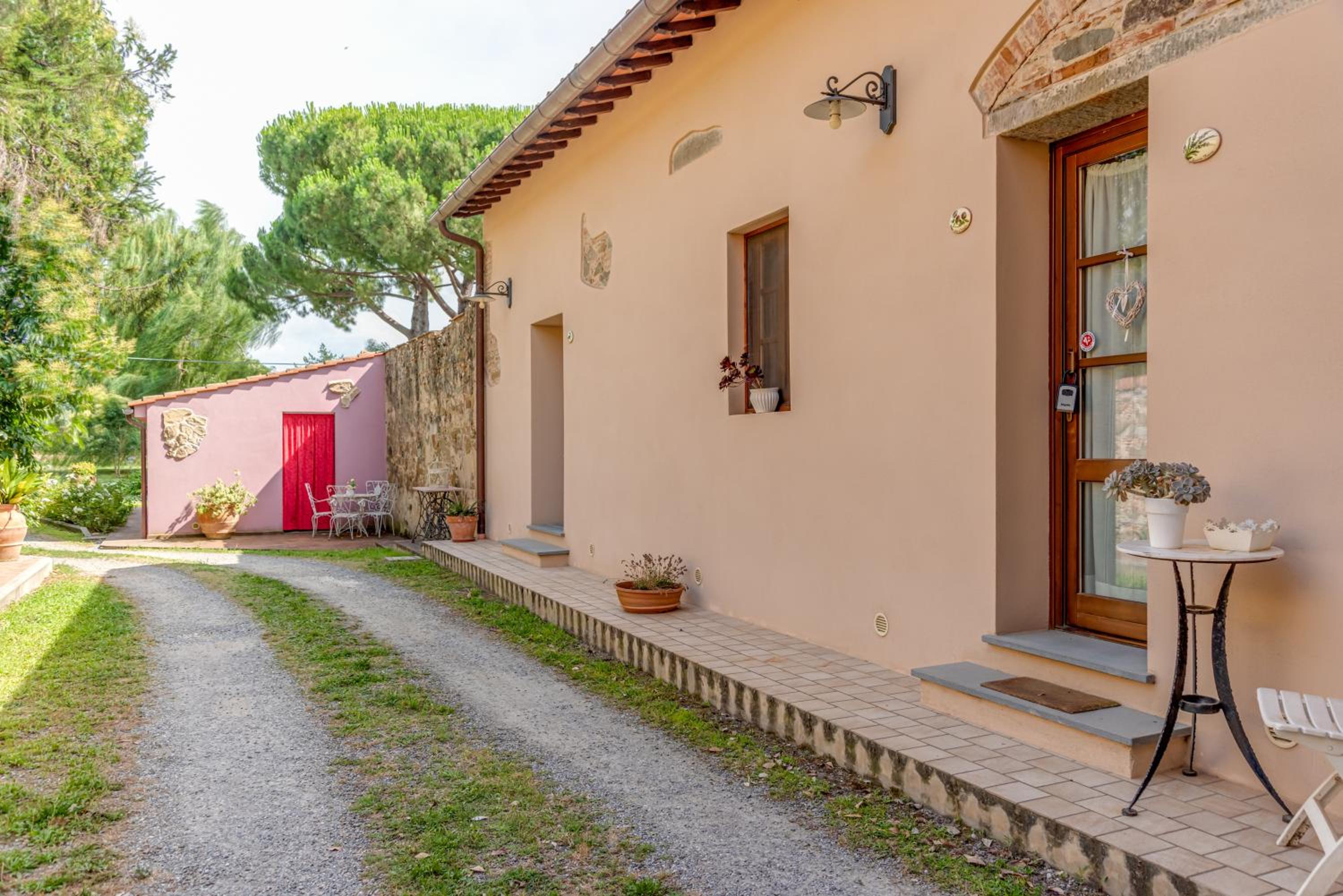 La Bellaia con giardino a Empoli