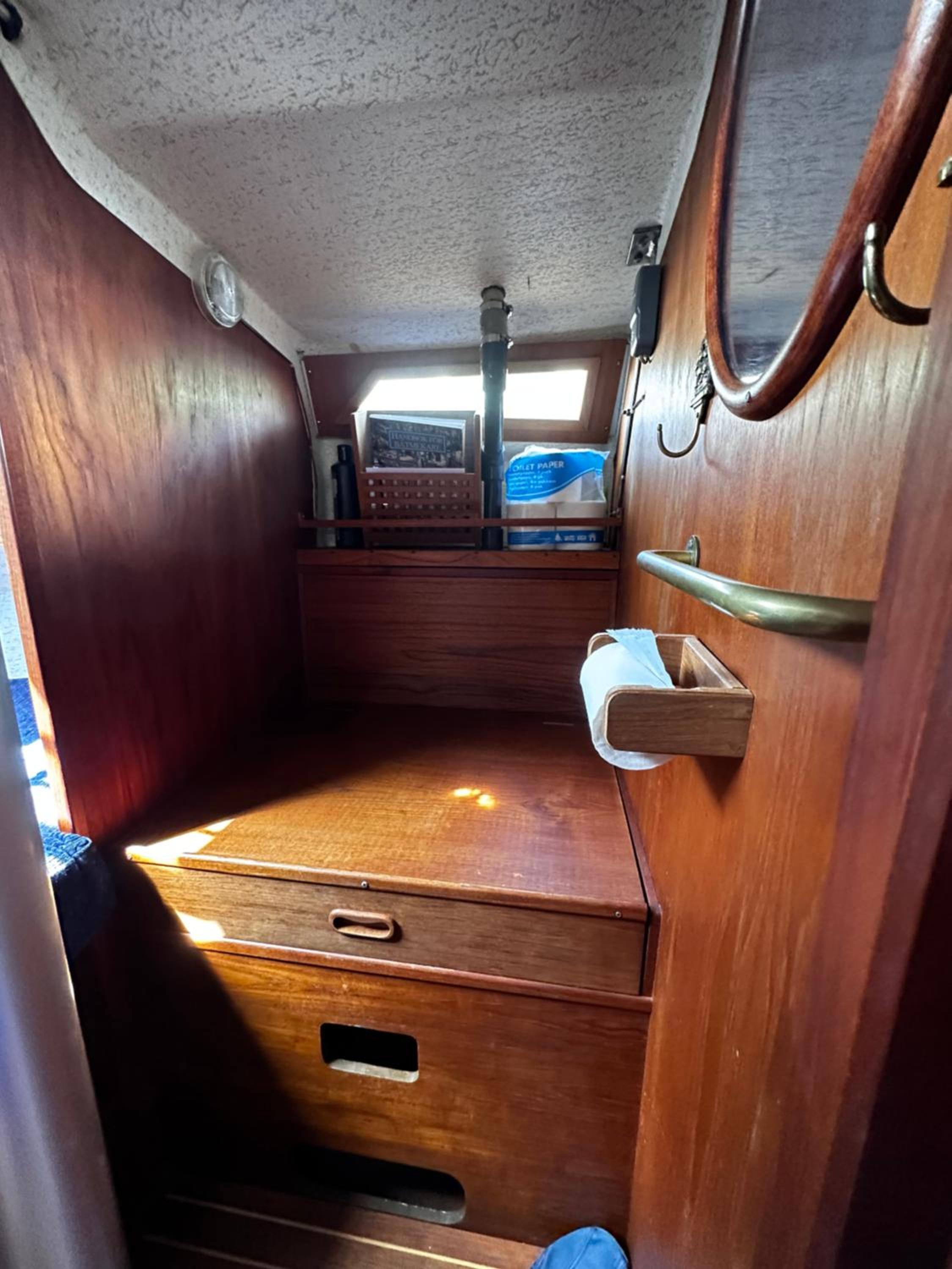 Yachthouse