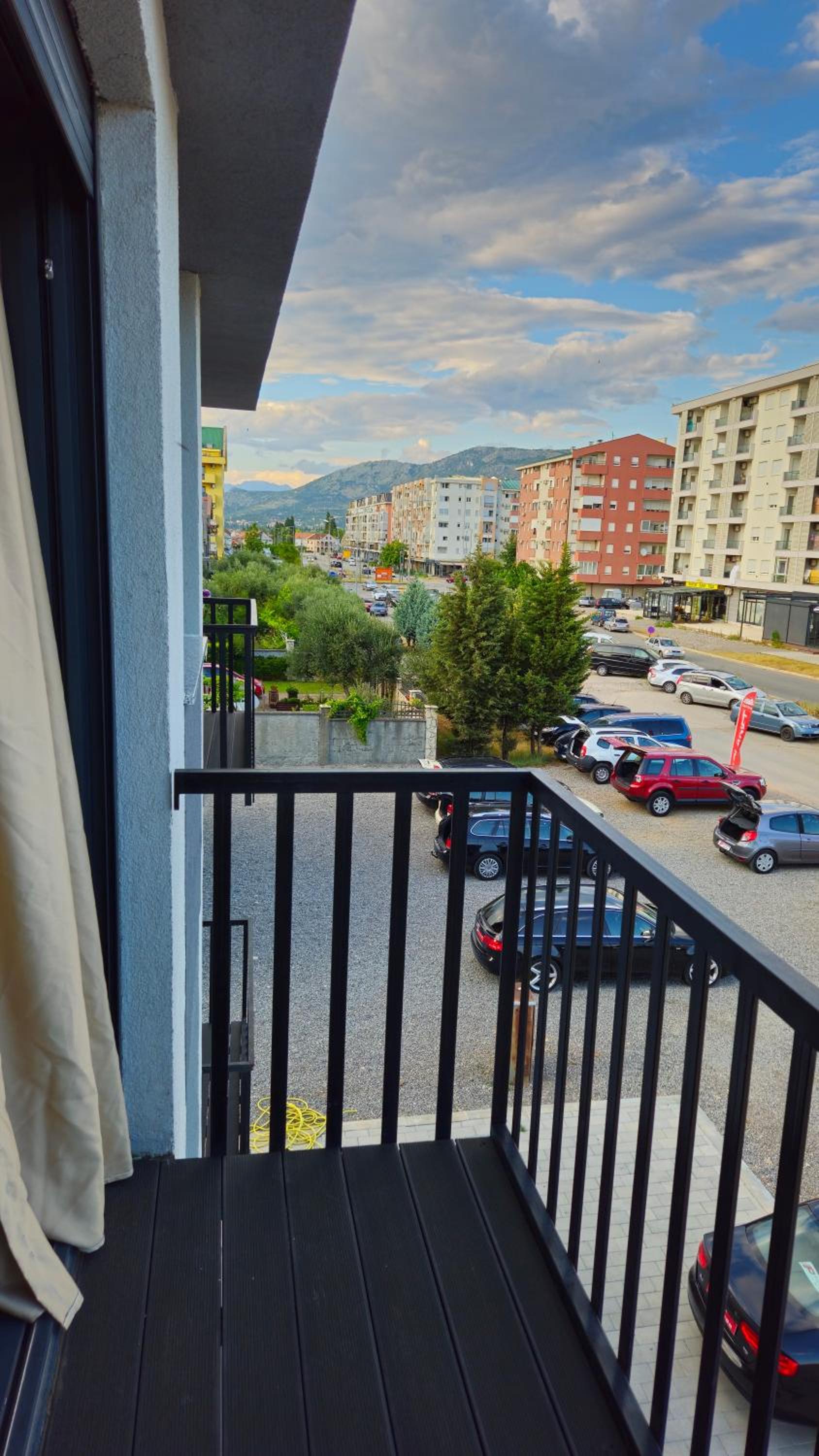 Podgorica apartments Planet view 2