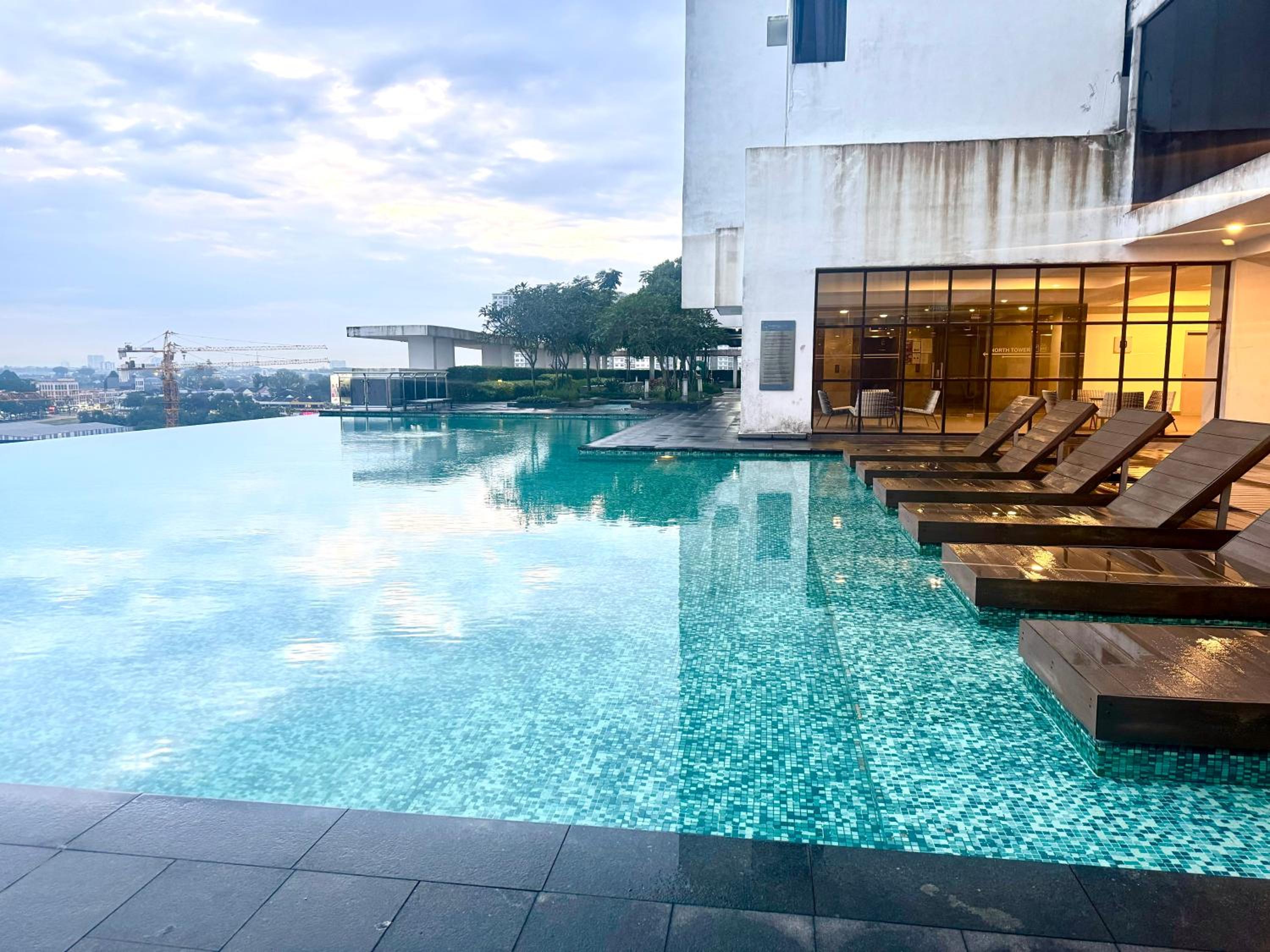1 Tebrau Residences tiny suites by H&S Comfy Home