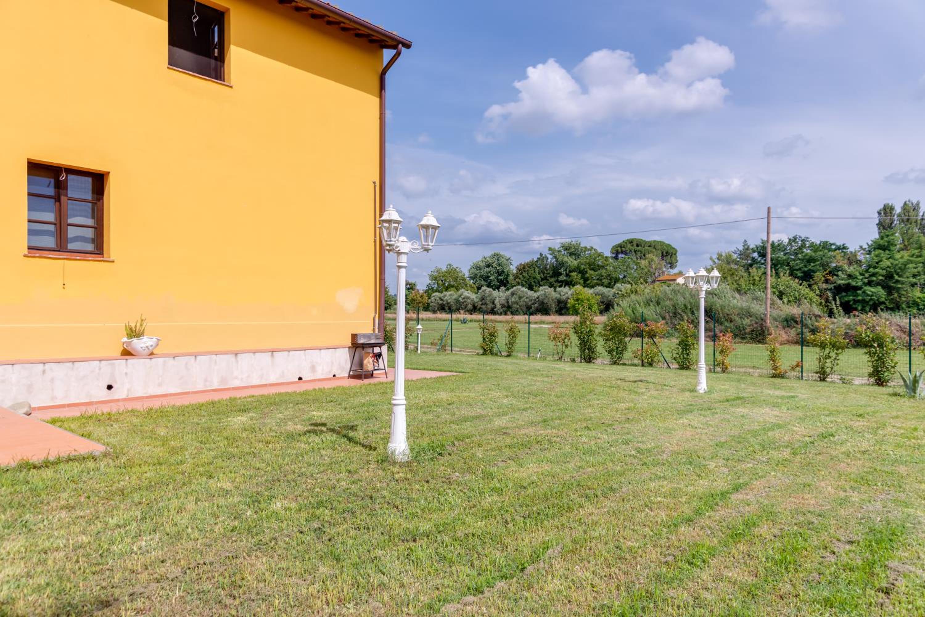 La Bellaia con giardino a Empoli