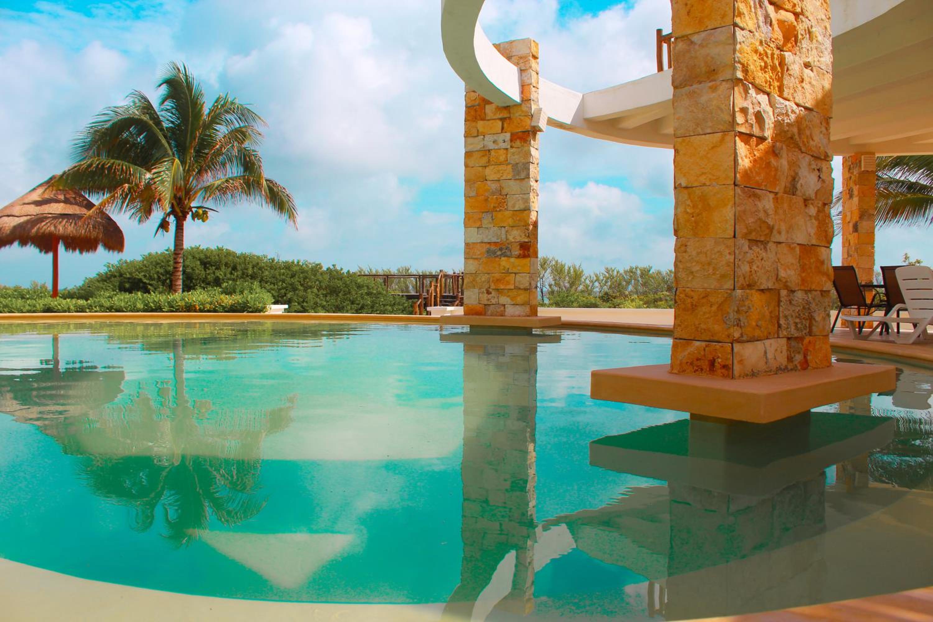 Corcomoran Luxury beachfront house view 2