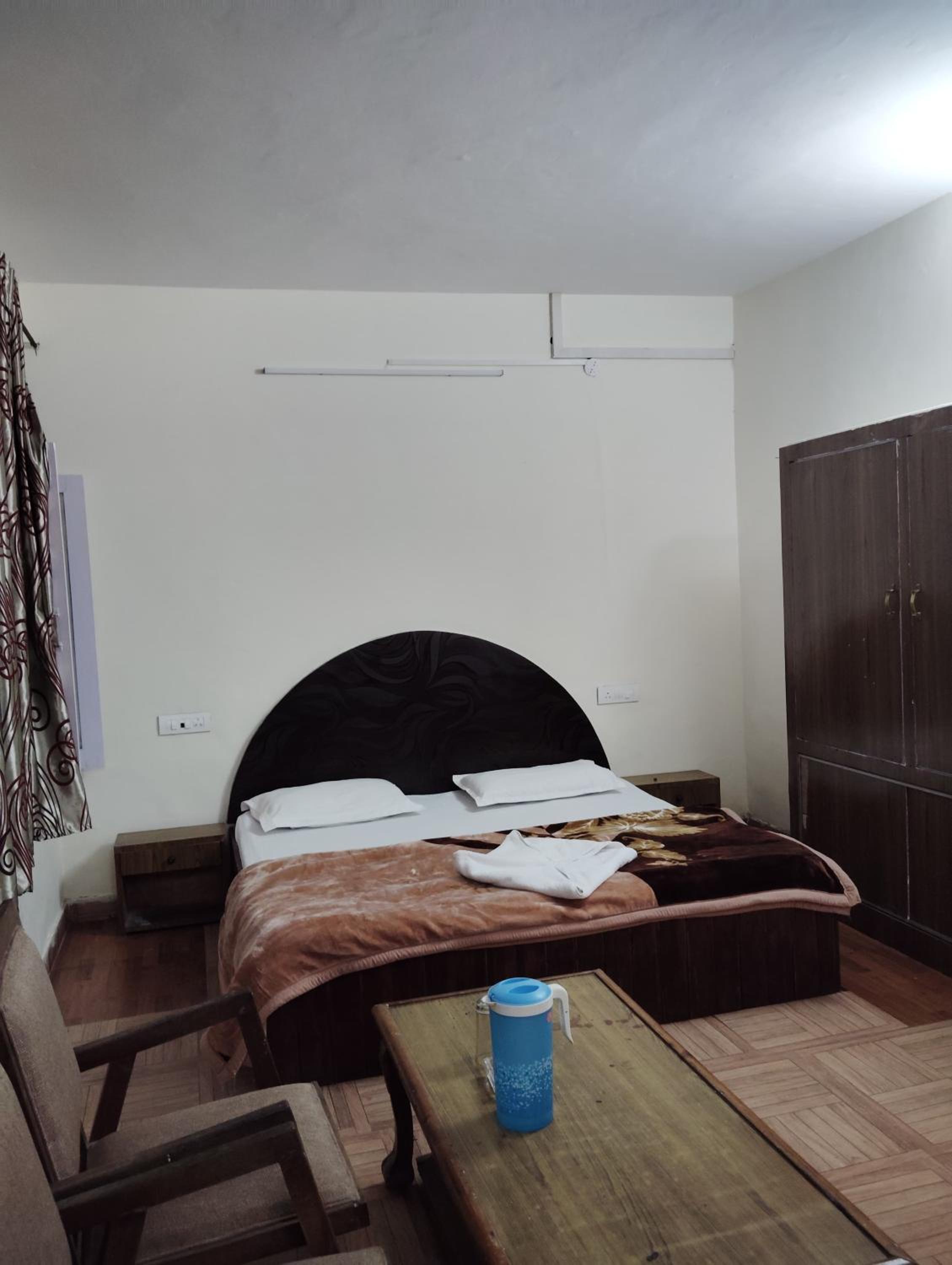 Photo 8