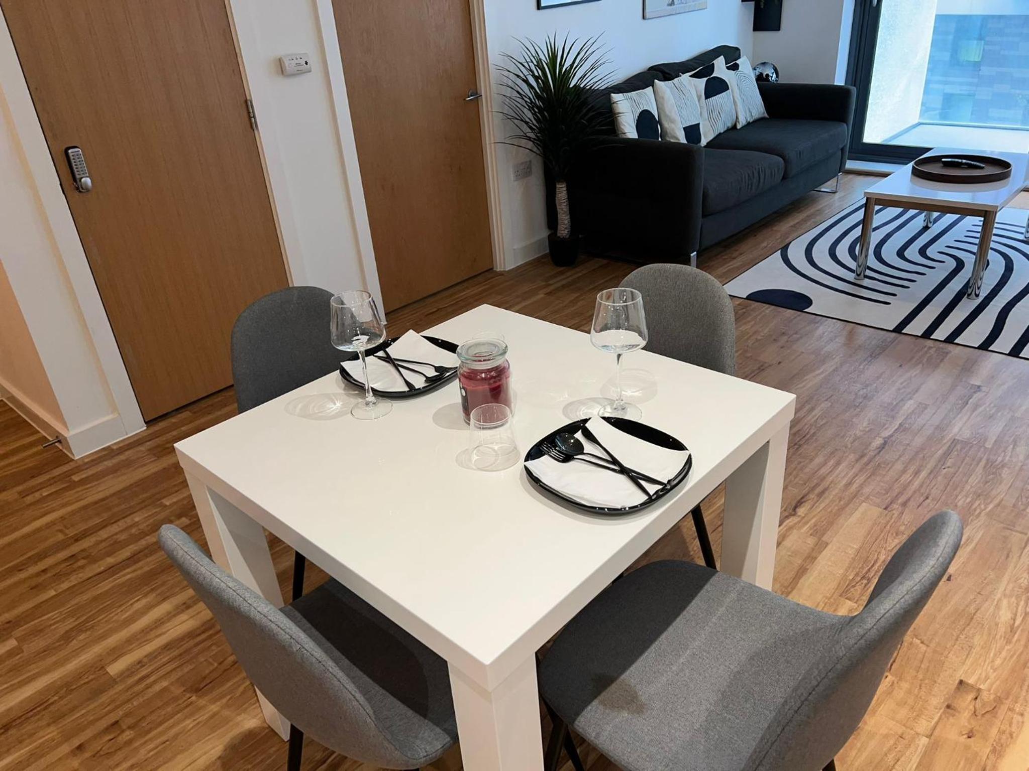 Manchester Waterside Retreat