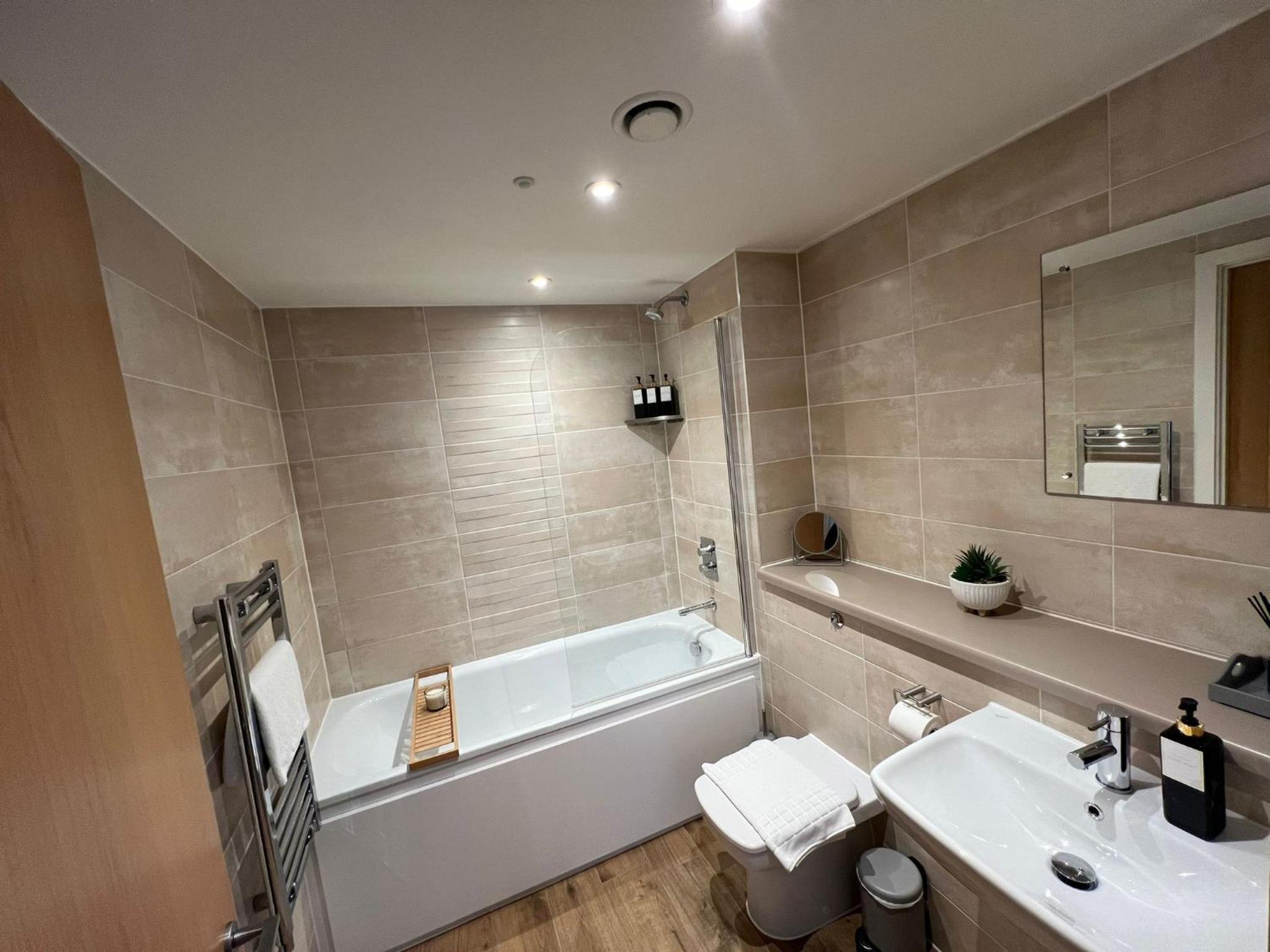 Manchester Waterside Retreat