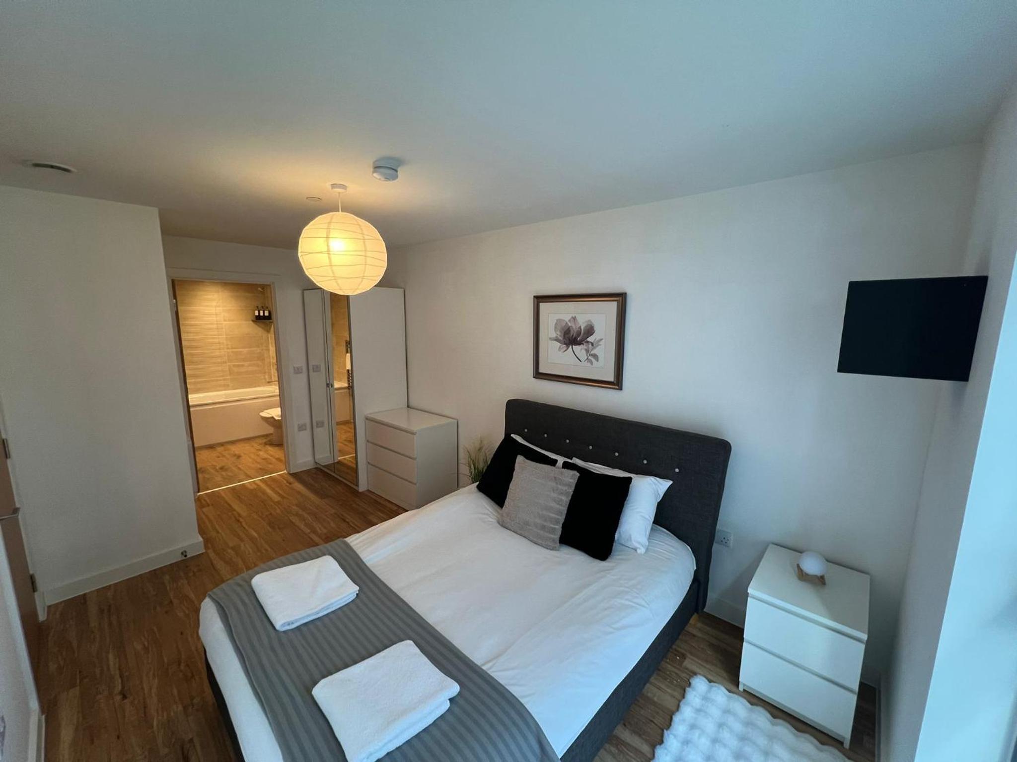 Manchester Waterside Retreat