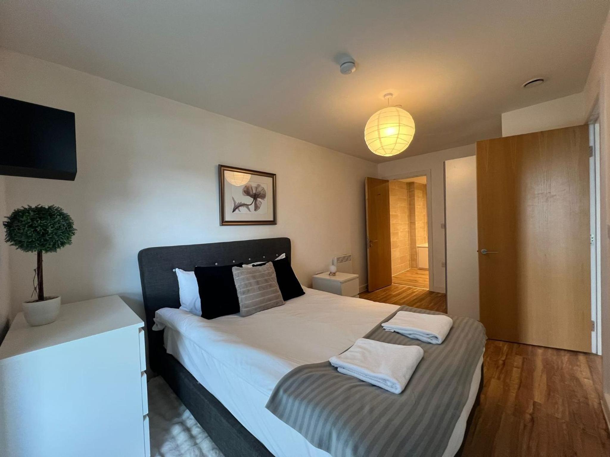 Manchester Waterside Retreat
