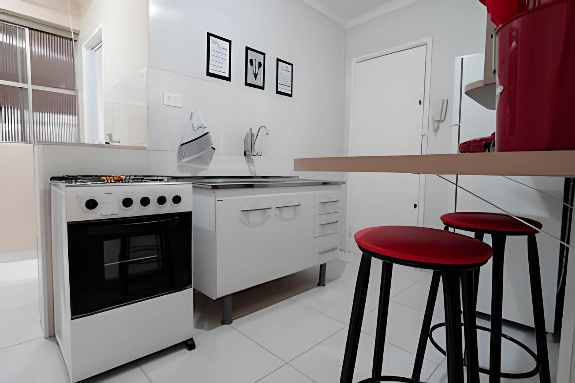 Frei Caneca Apartments by BnbHost