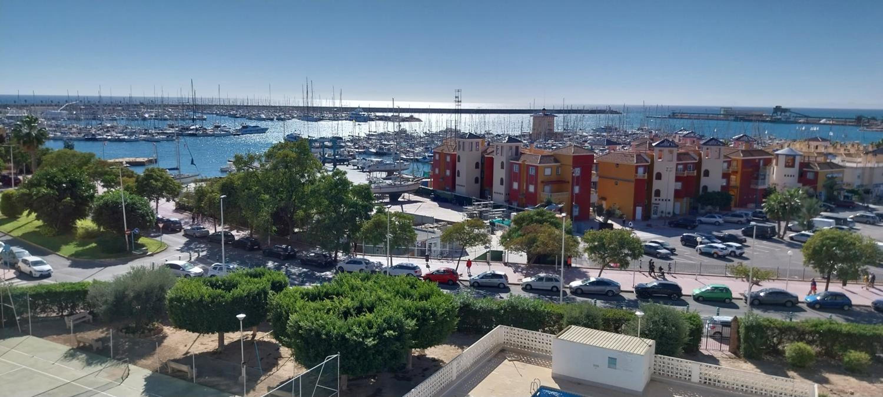 Luxury apartment with sea view Puerto Torrevieja