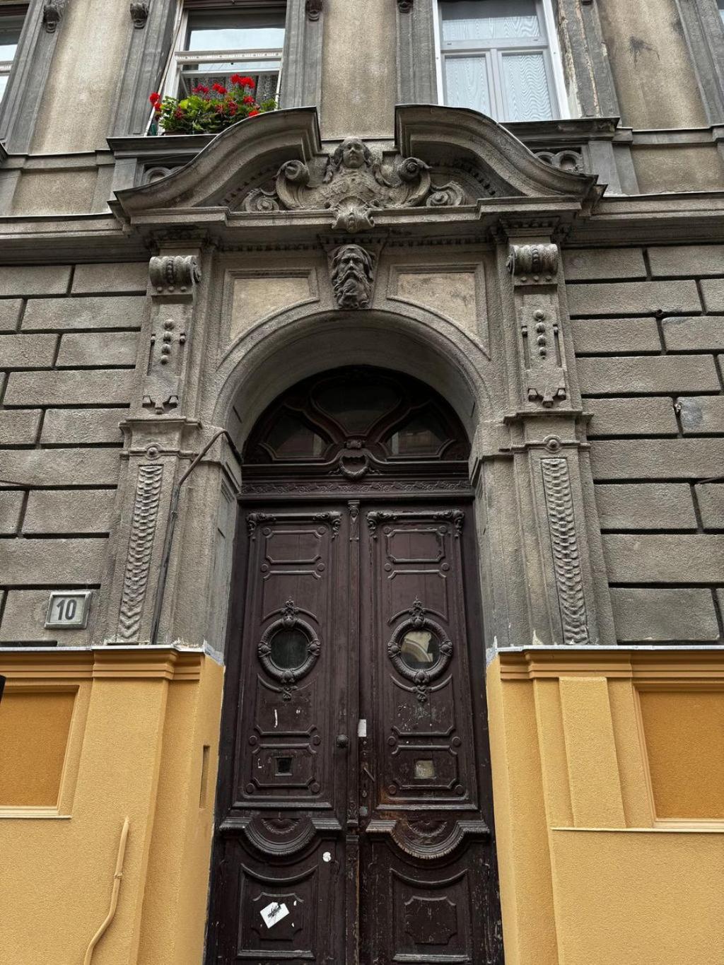 Photo 42