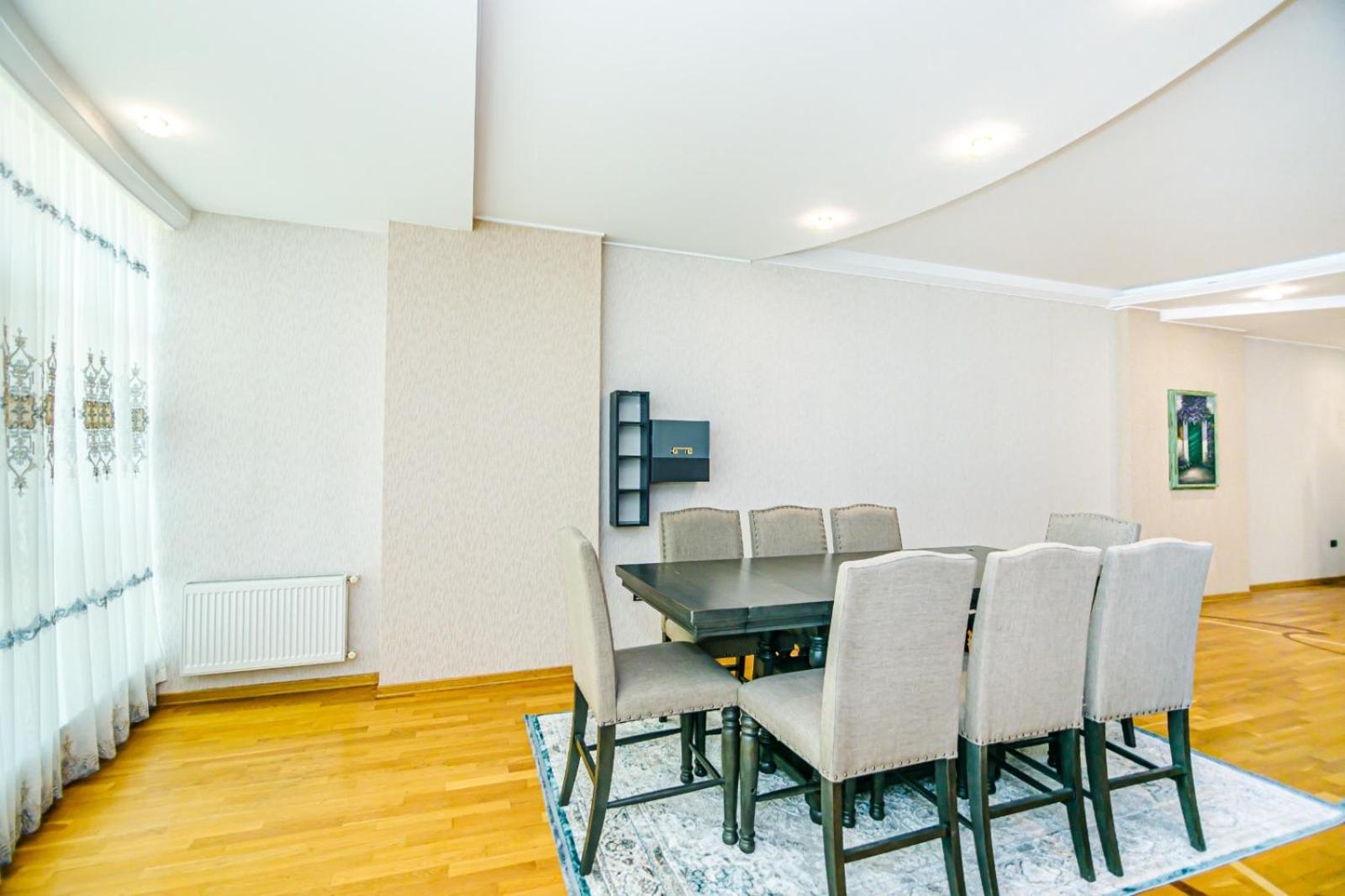 Baku Luxury Apartment AM4
