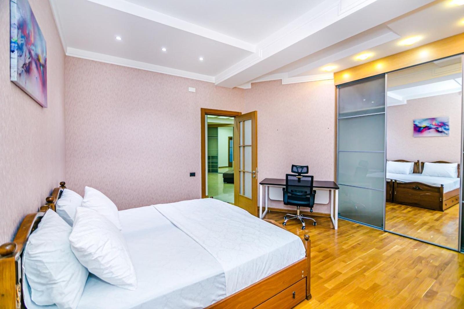 Baku Luxury Apartment AM4