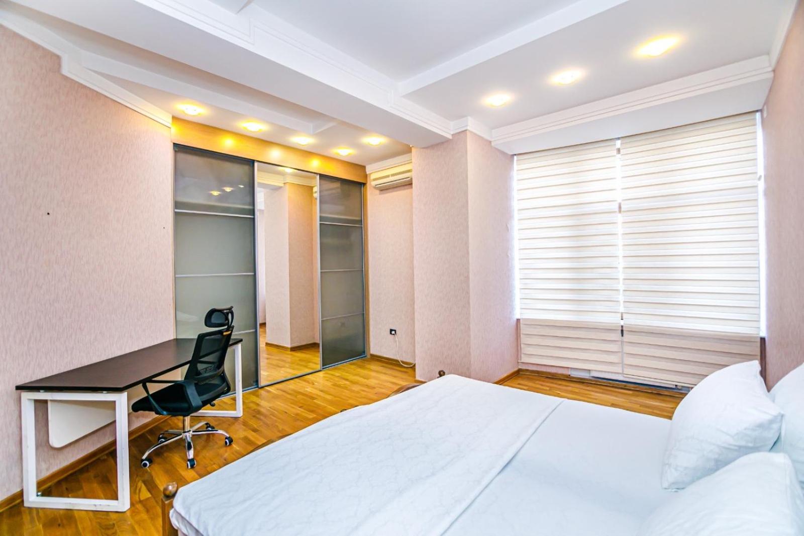 Baku Luxury Apartment AM4
