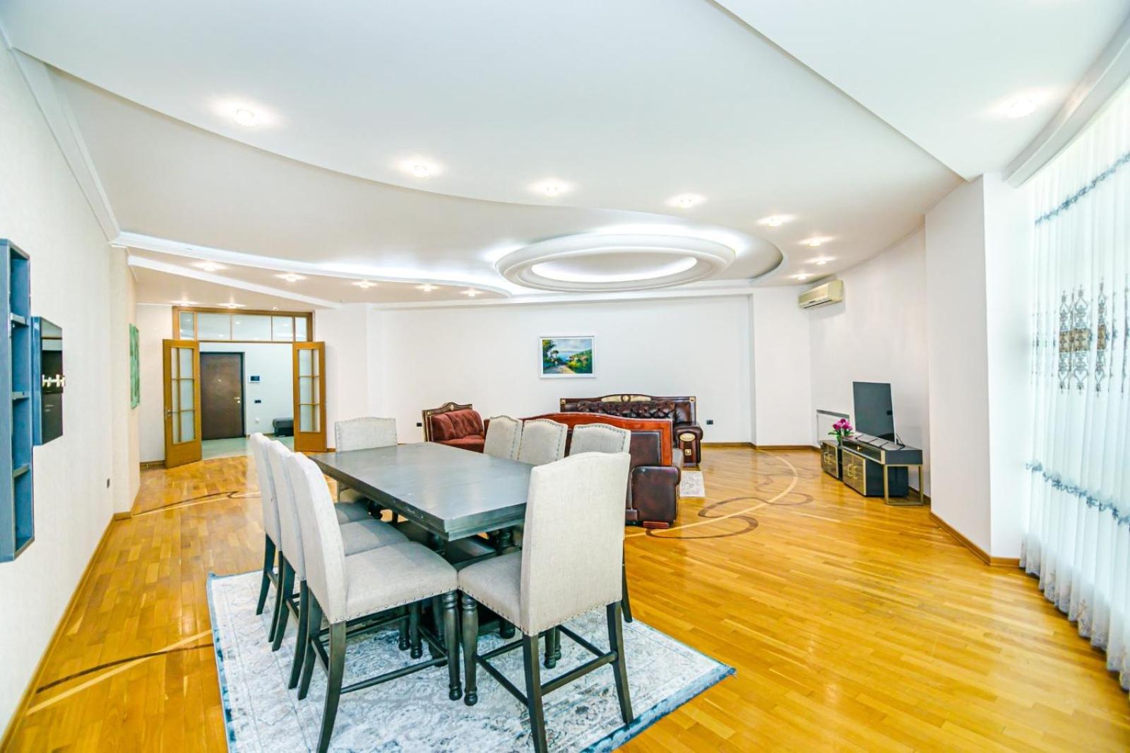 Baku Luxury Apartment AM4