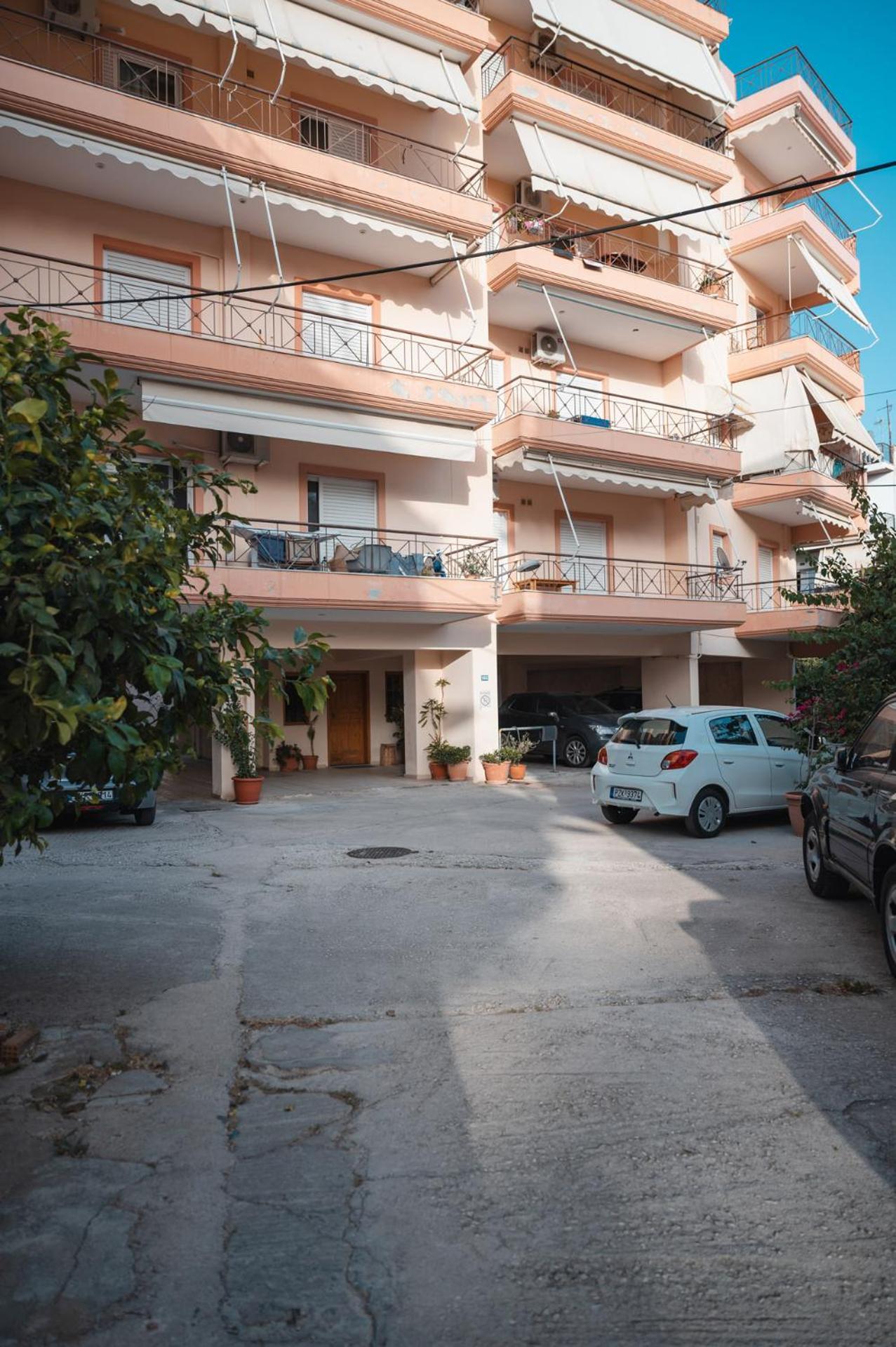ILU Apartment Preveza