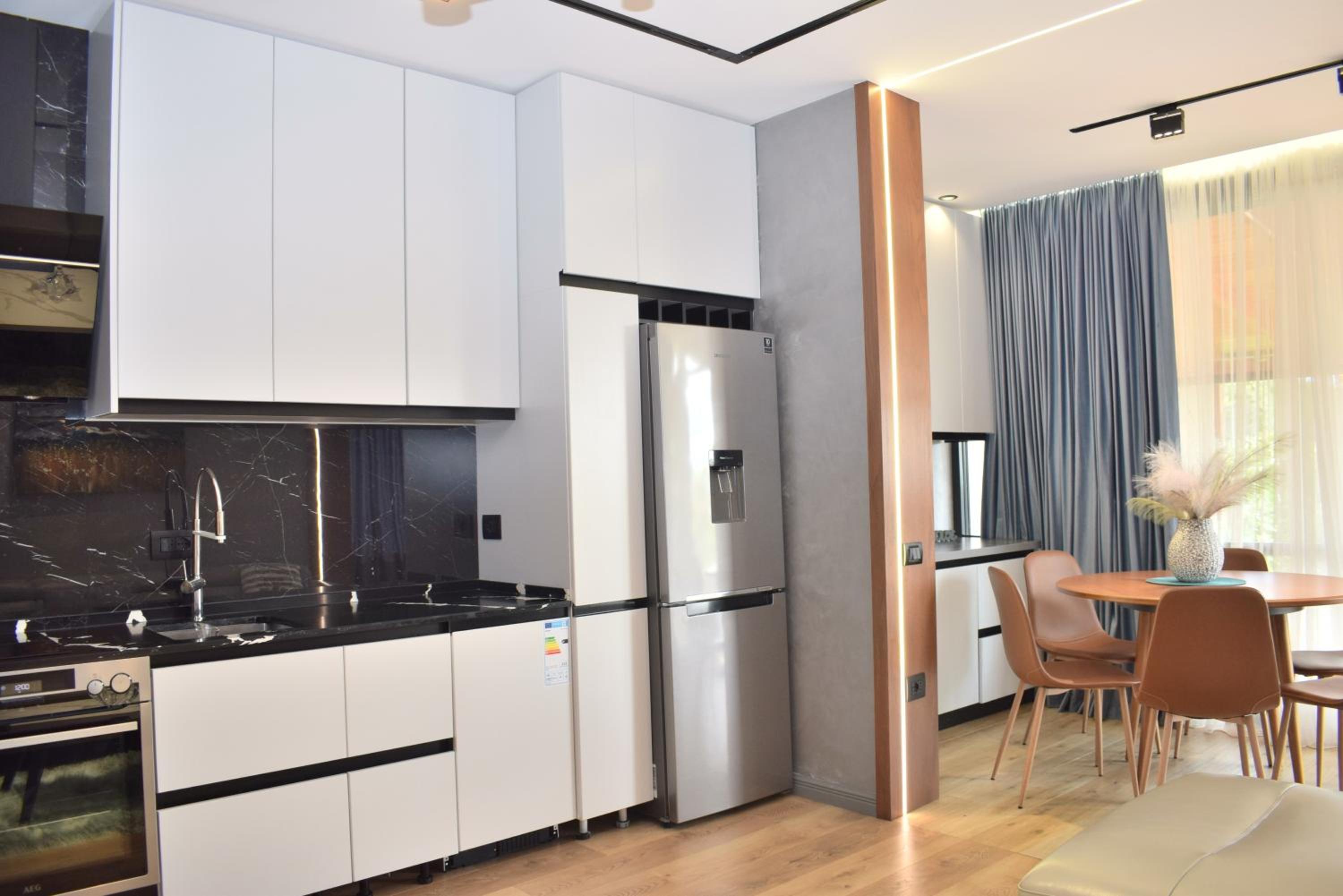 Sunny Beach Apartments with Swimming Pool - 247
