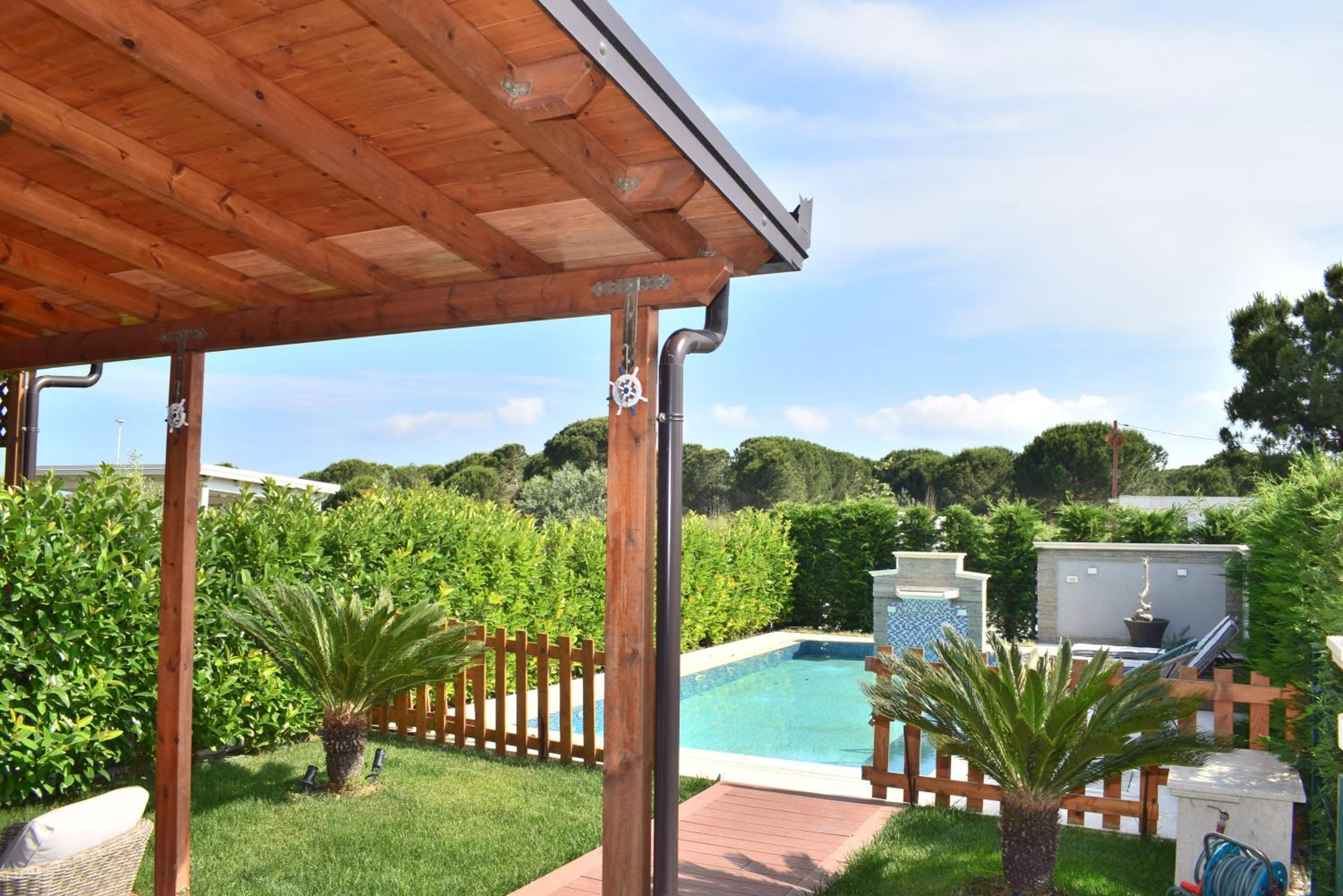 Sunny Beach Apartments with Swimming Pool - 247