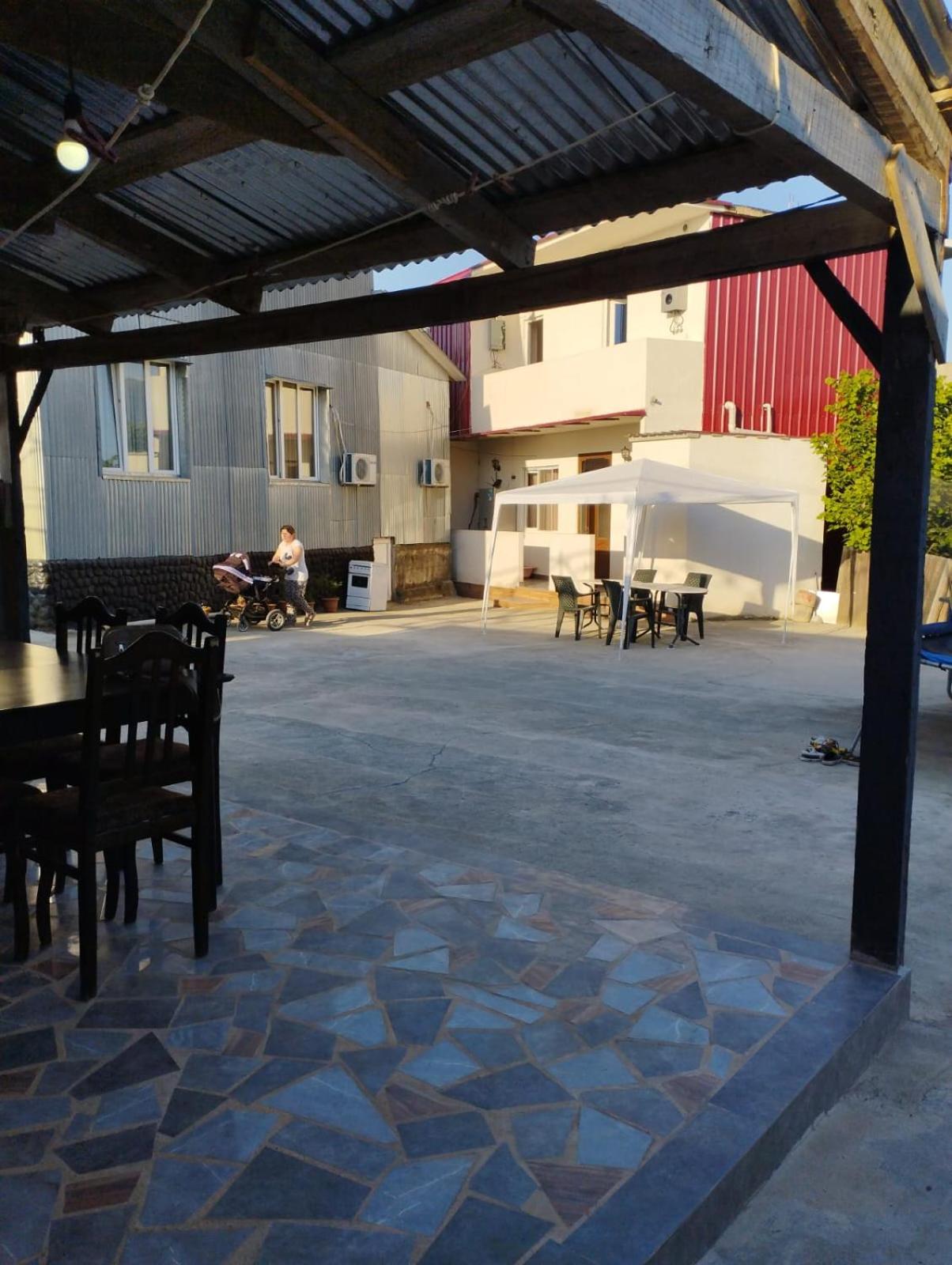 Nugo house
