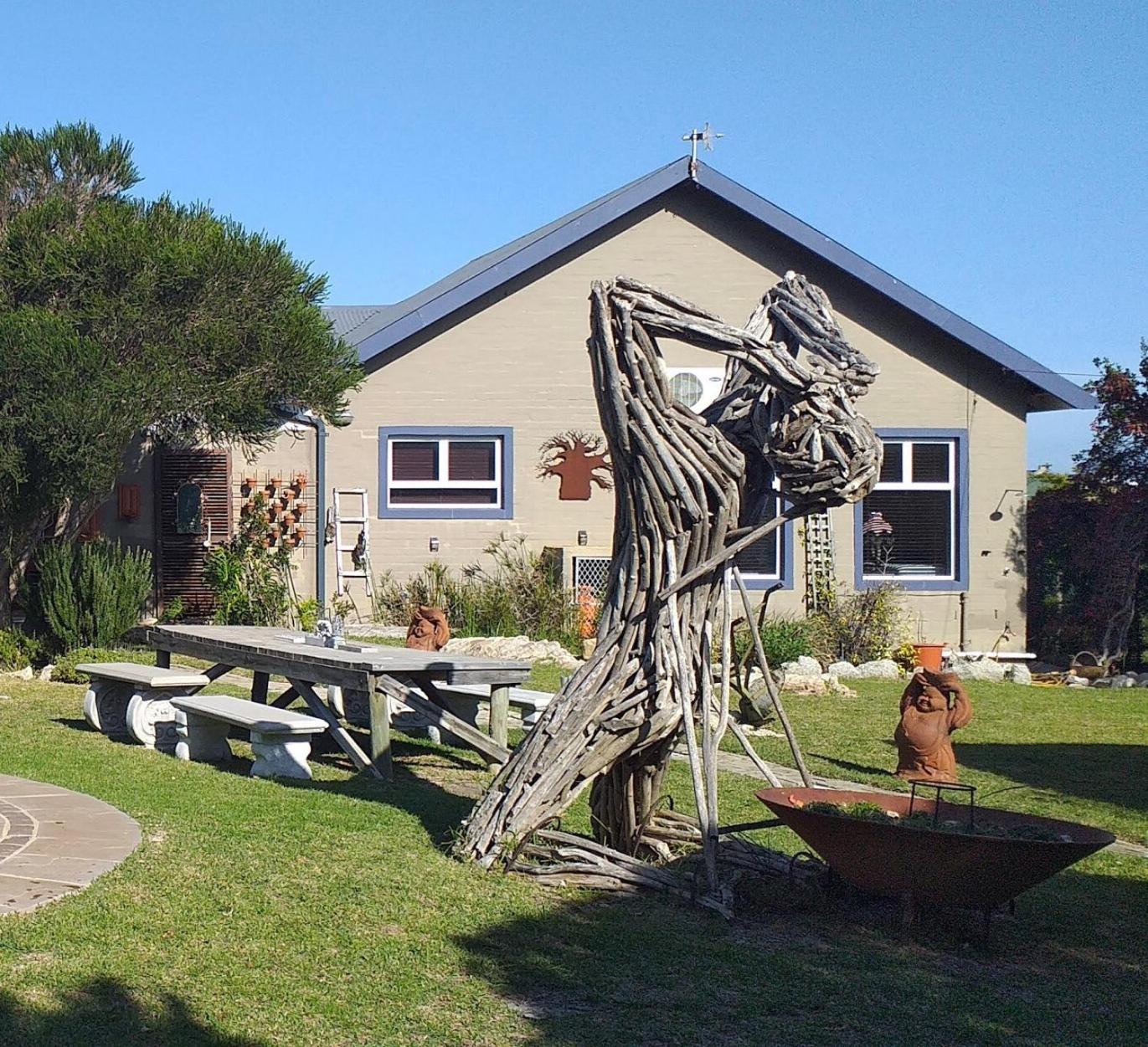 Listening Wind Self-Catering accommodation