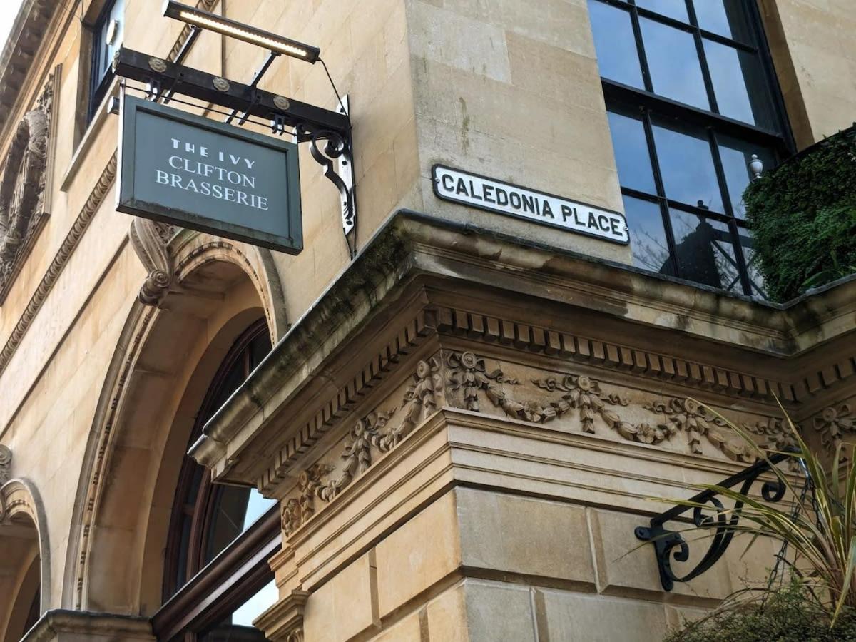 Two Bedroom flat in Caledonia Place view 3
