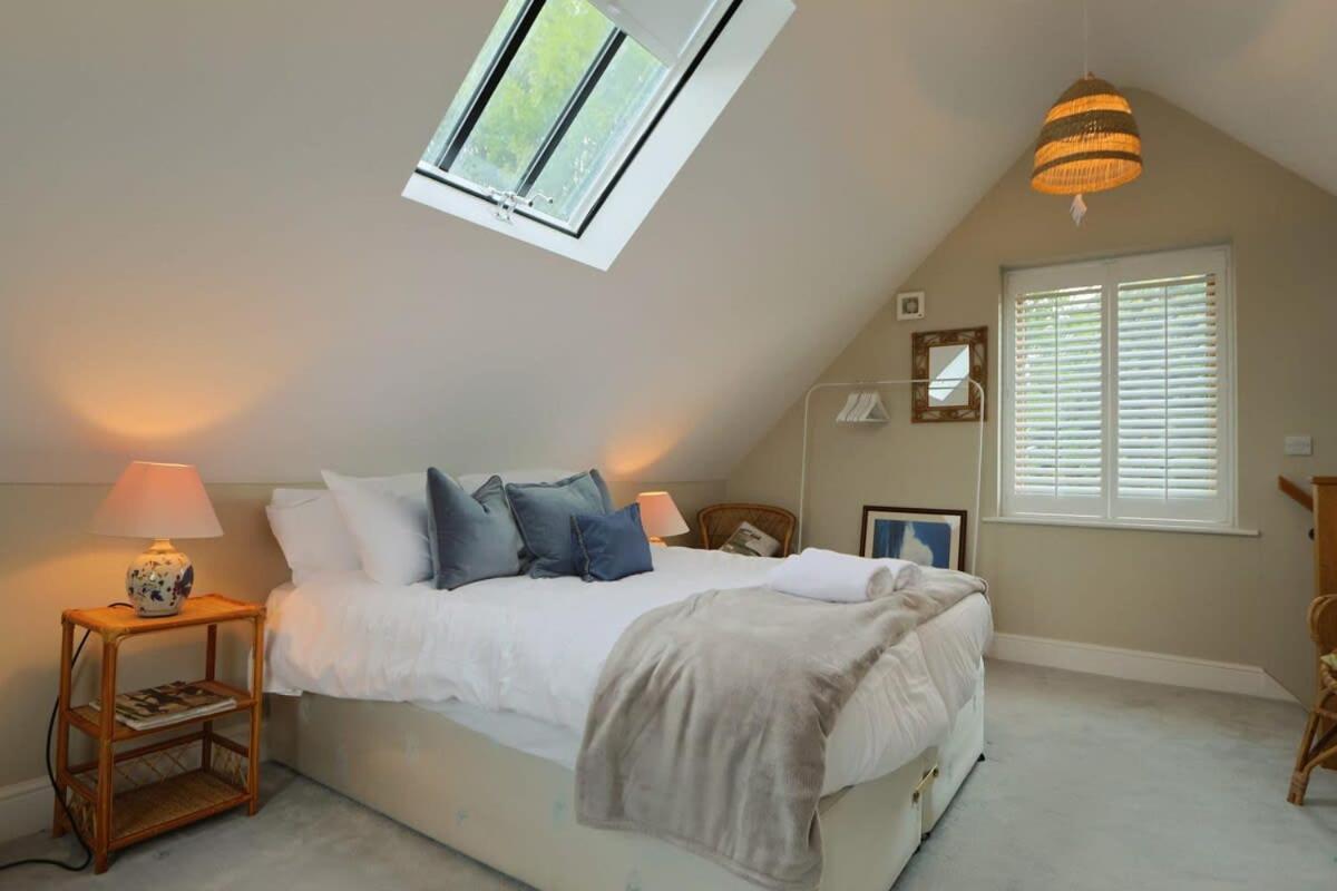 Musthay Mews Tockington cottage