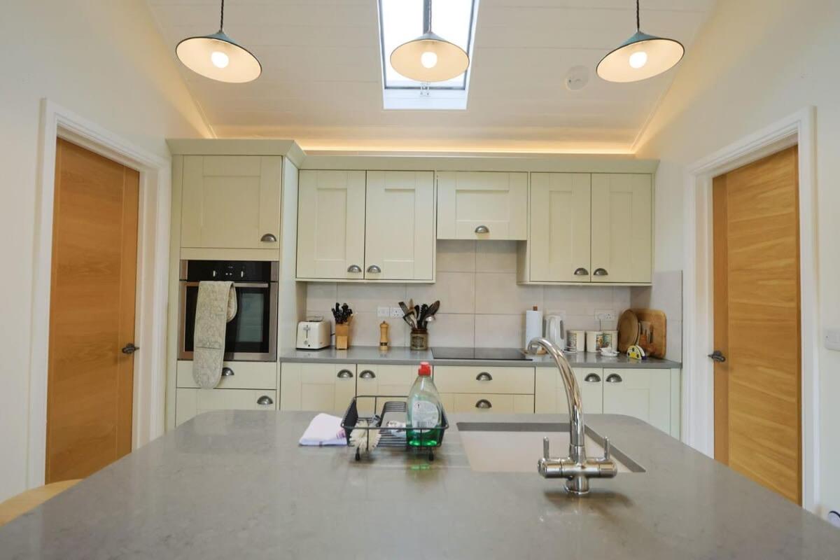 Musthay Mews Tockington cottage