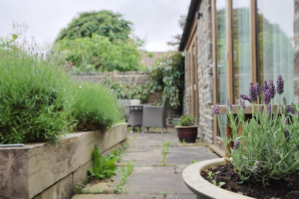 Musthay Mews Tockington cottage